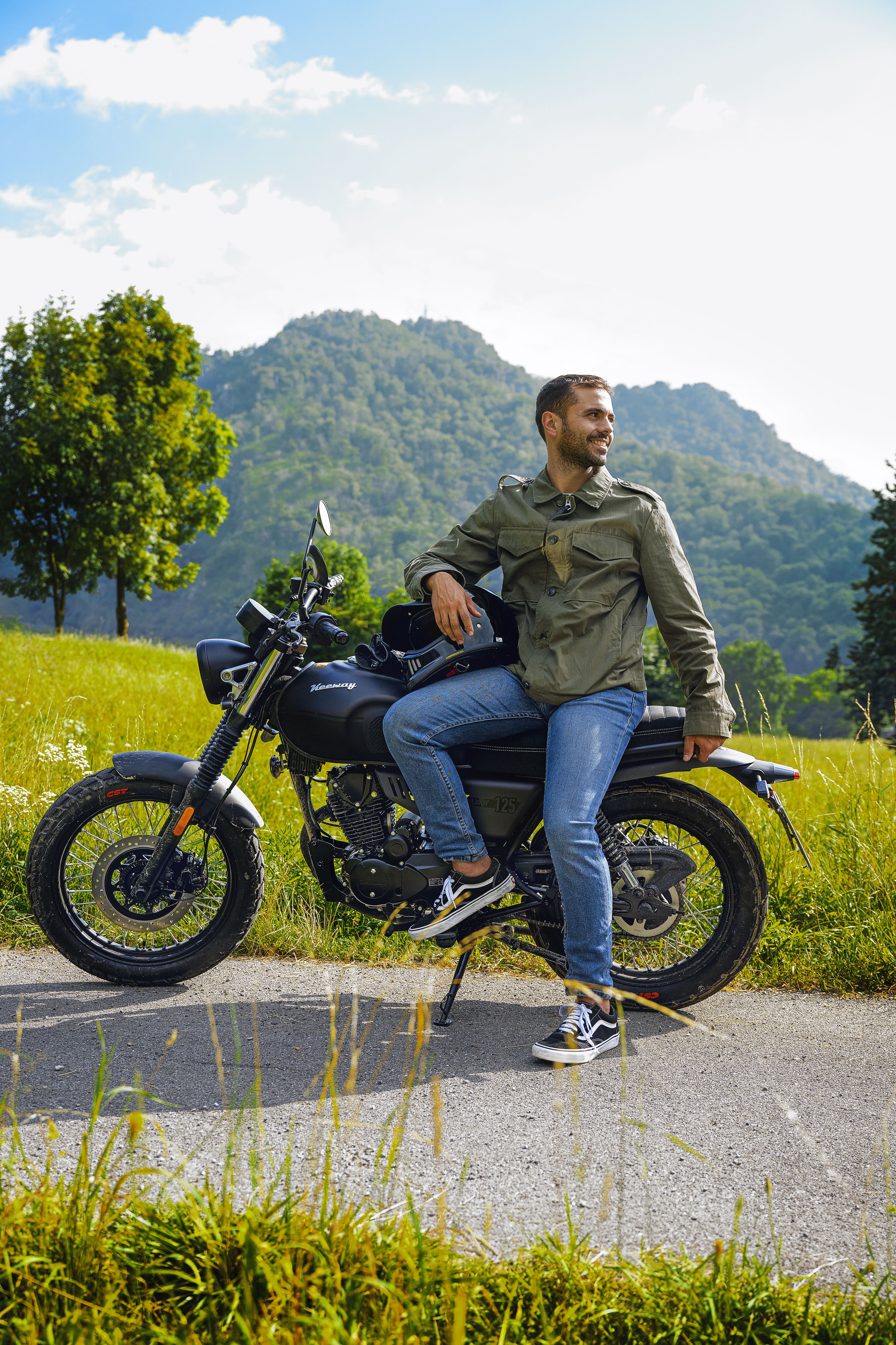 Keeway X Light 125  (12)