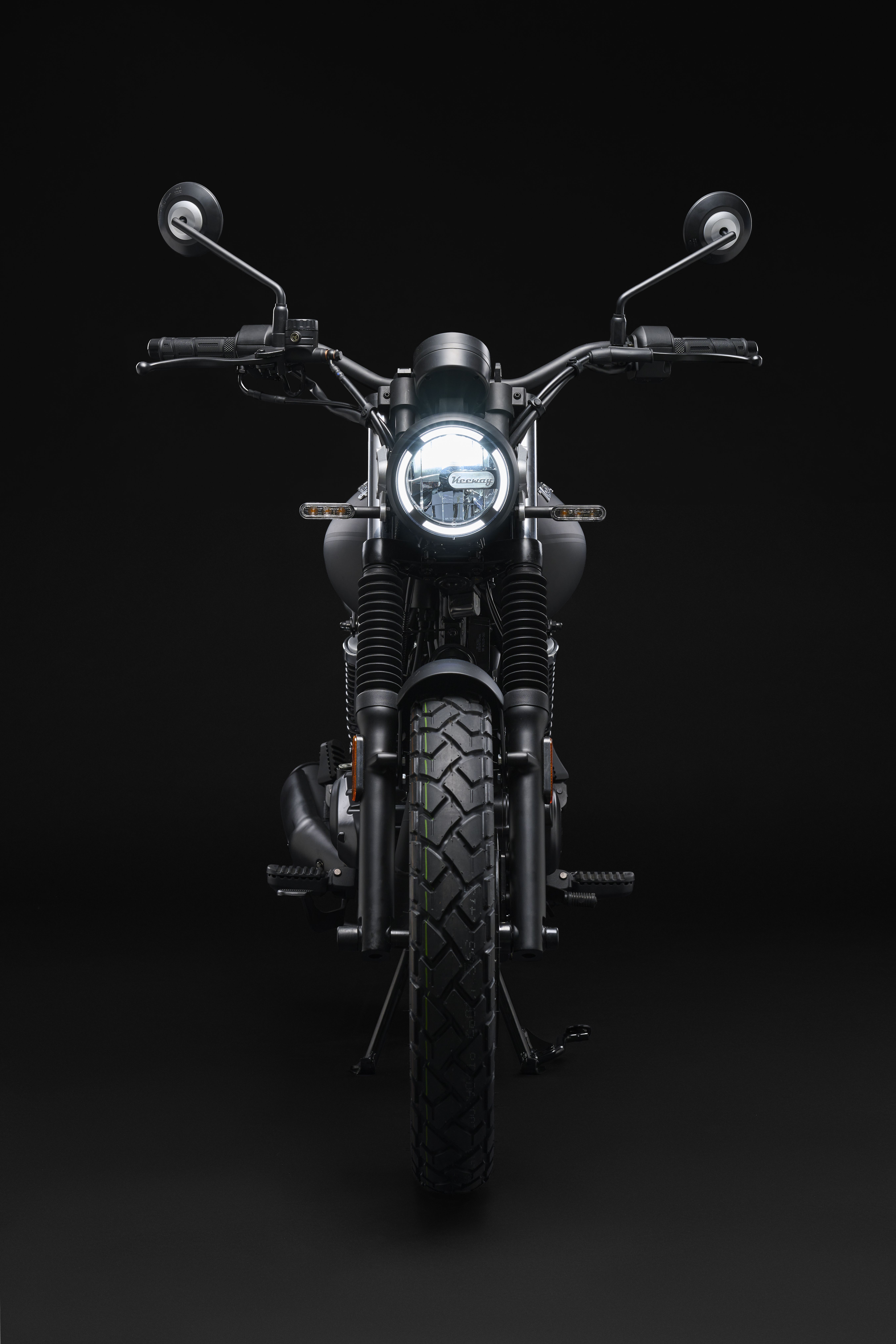 Keeway x Light 125 estatica (7)