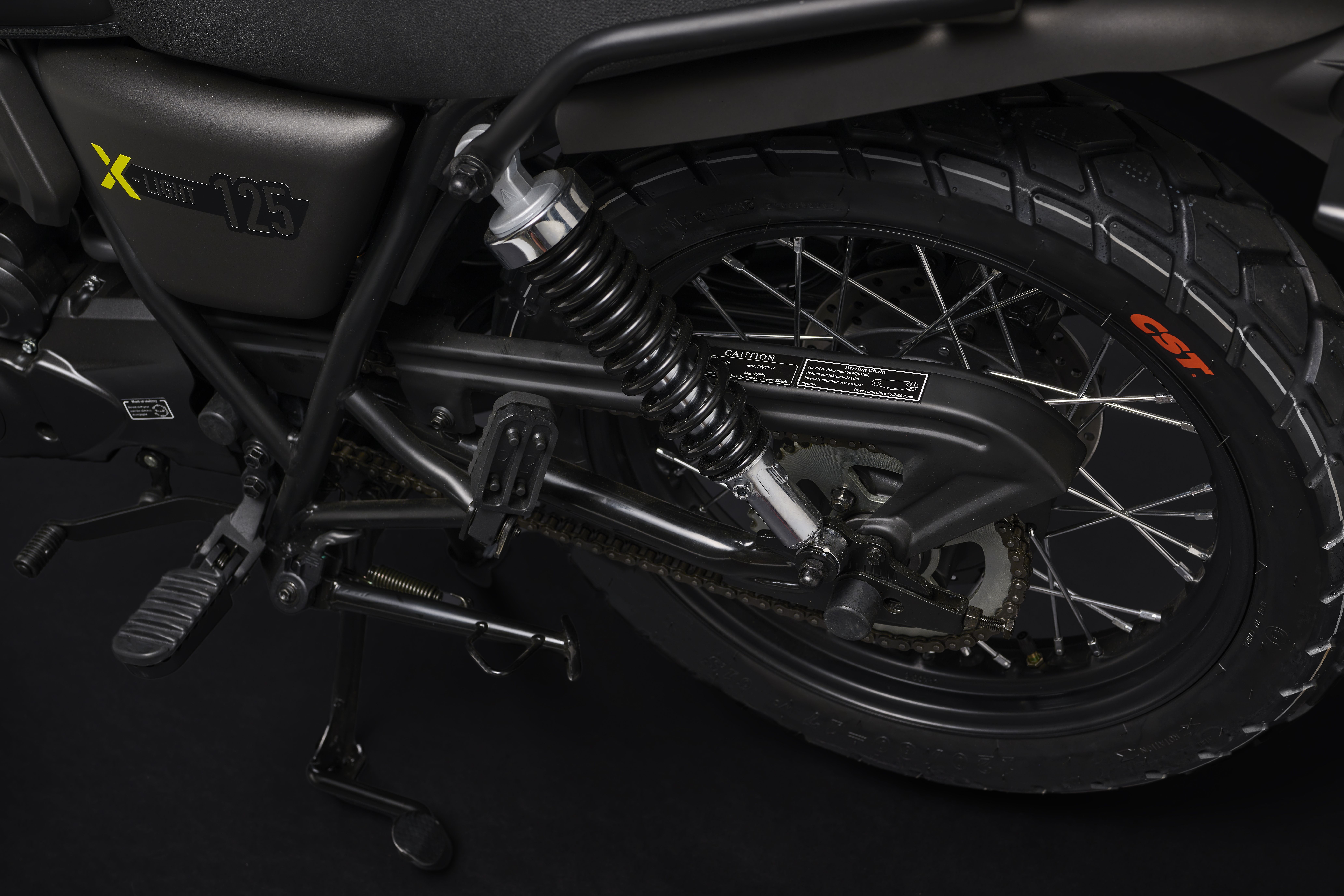 Keeway x Light 125 estatica (12)
