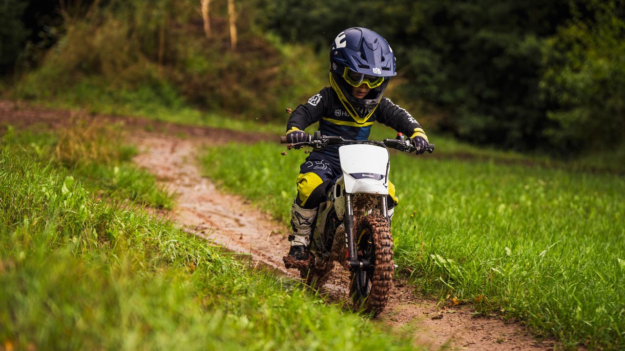 Husqvarna EE 2