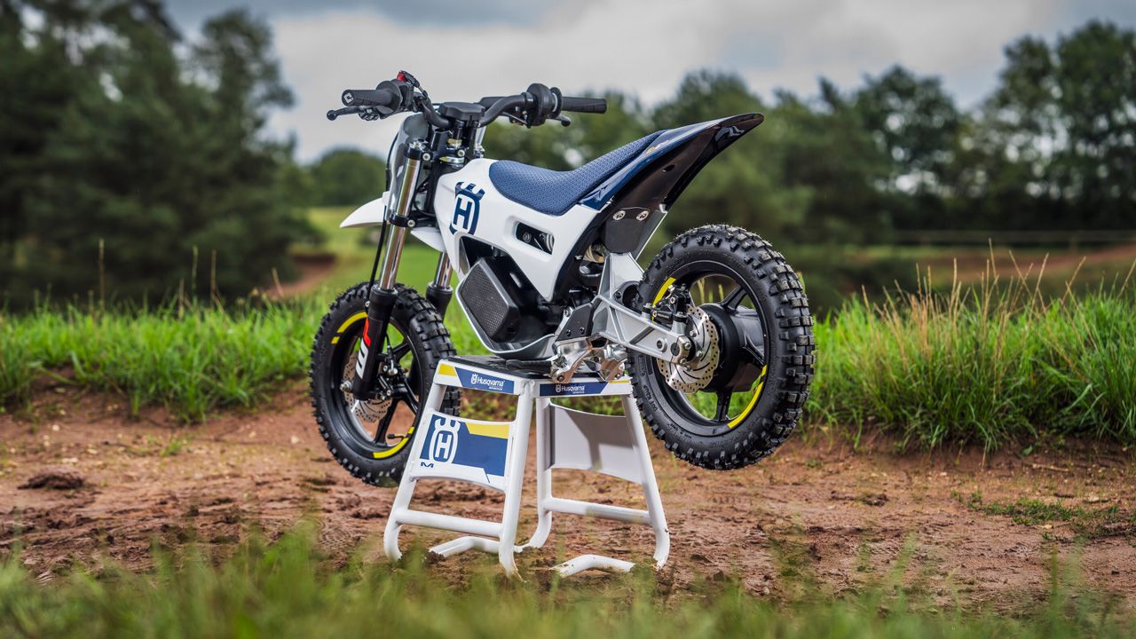 Husqvarna EE 2