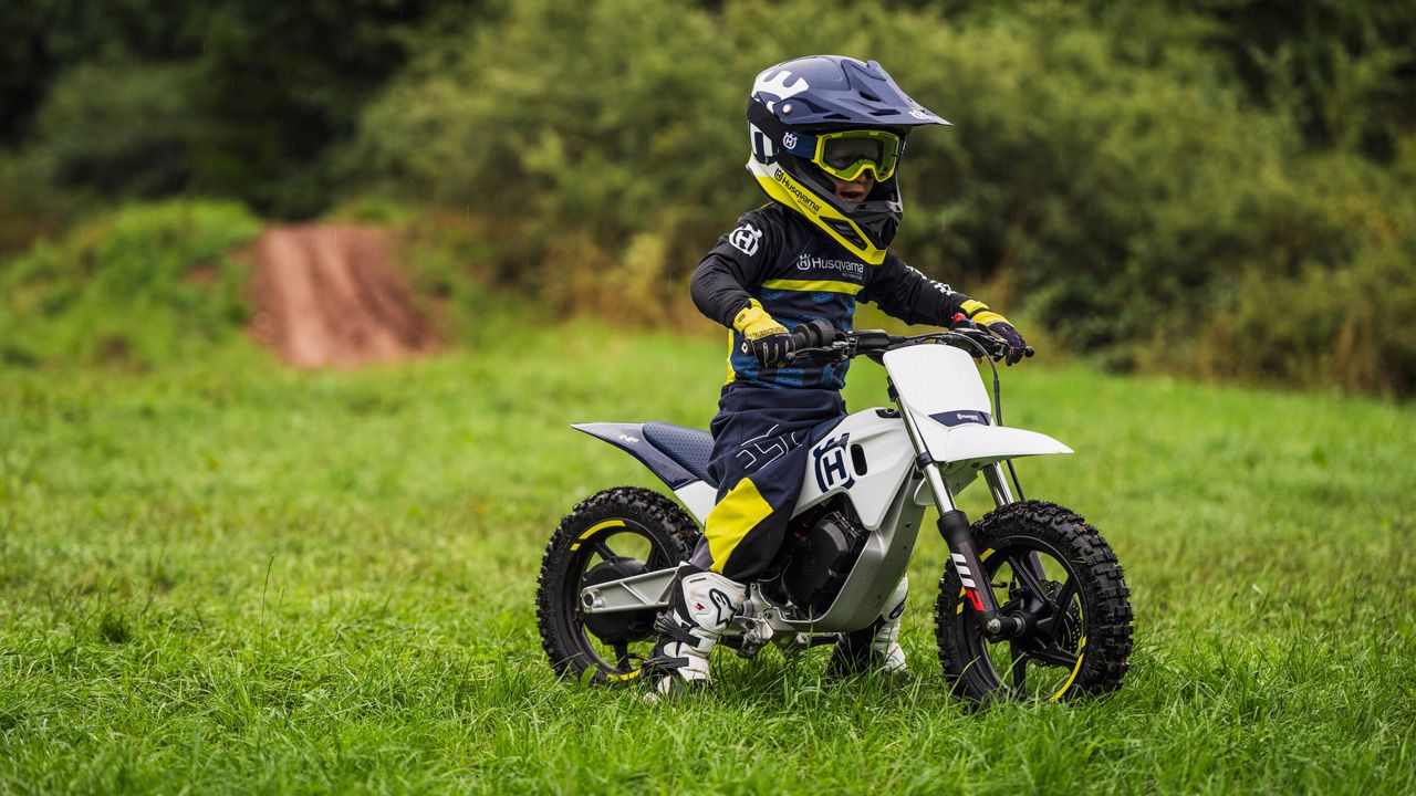 Husqvarna EE 2 (20)