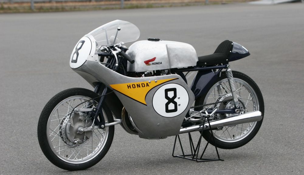 Honda RC 142
