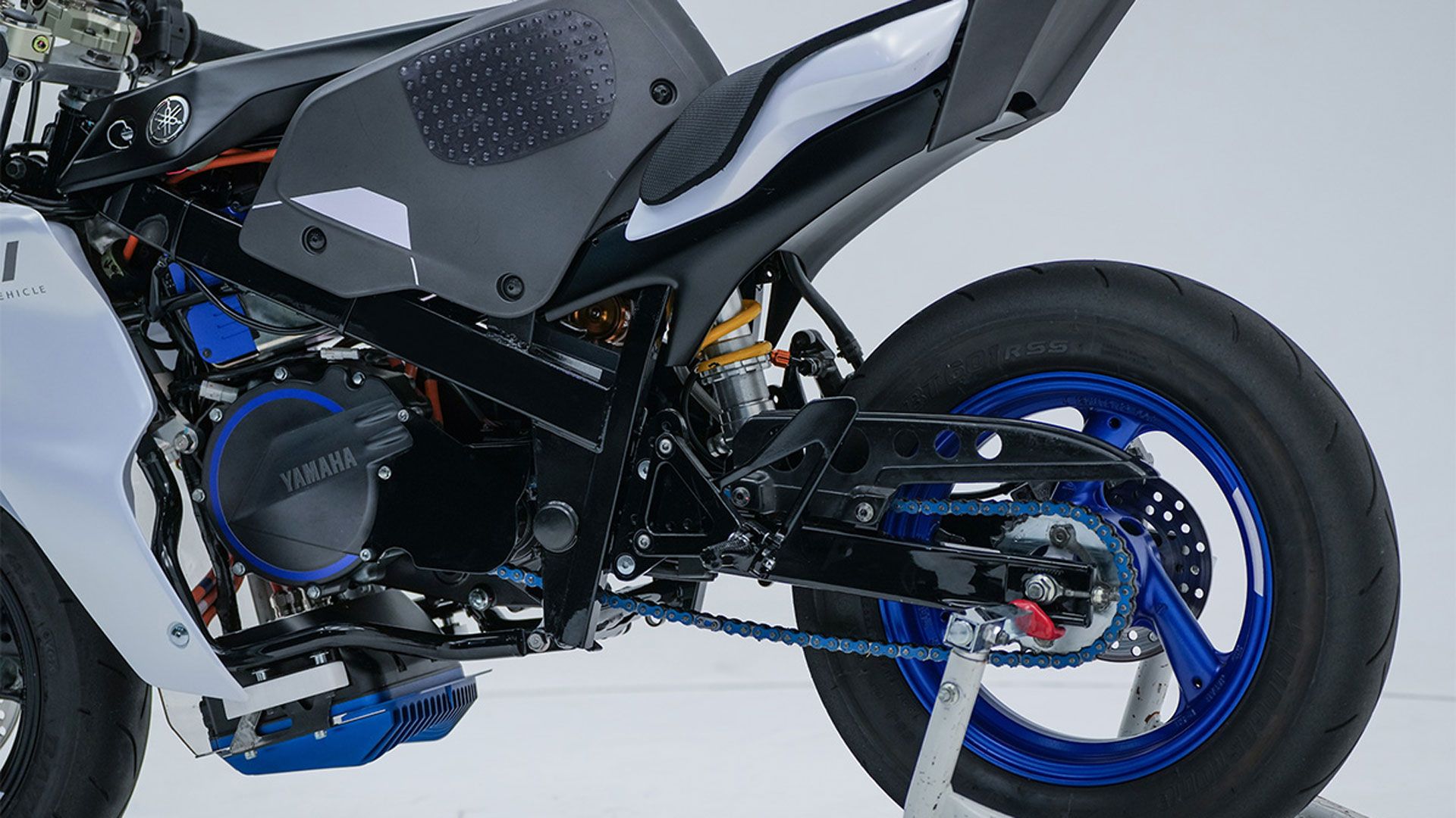 Yamaha EF V (7)