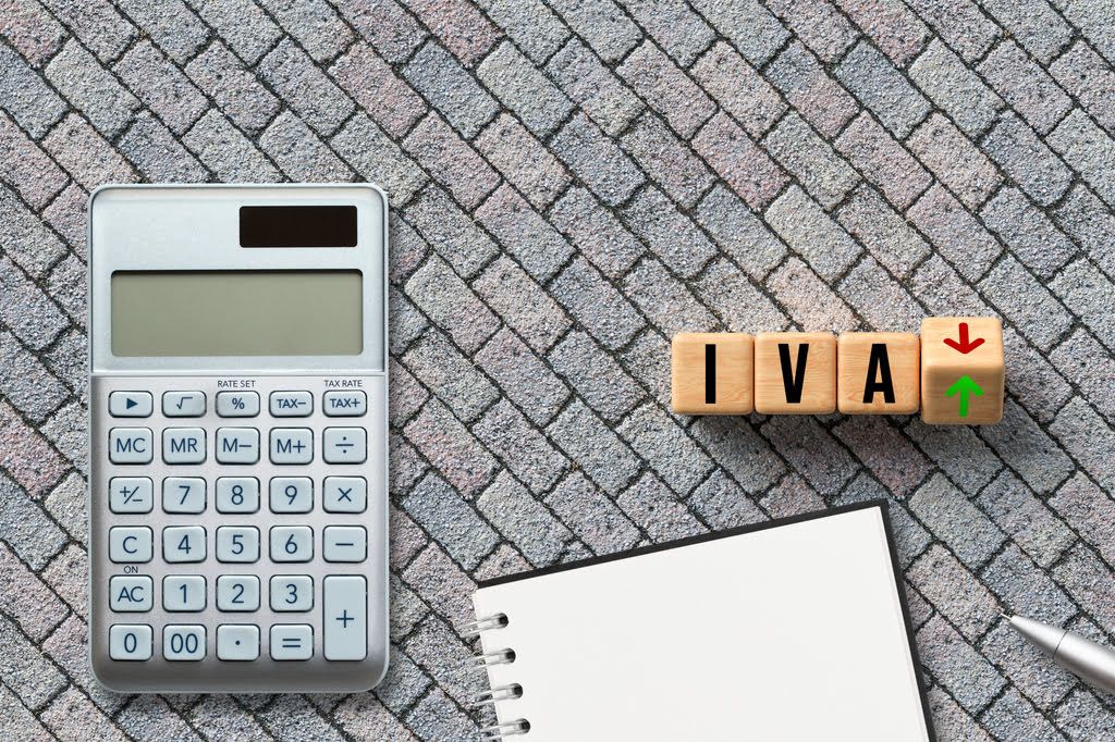 Los seguros llevan IVA