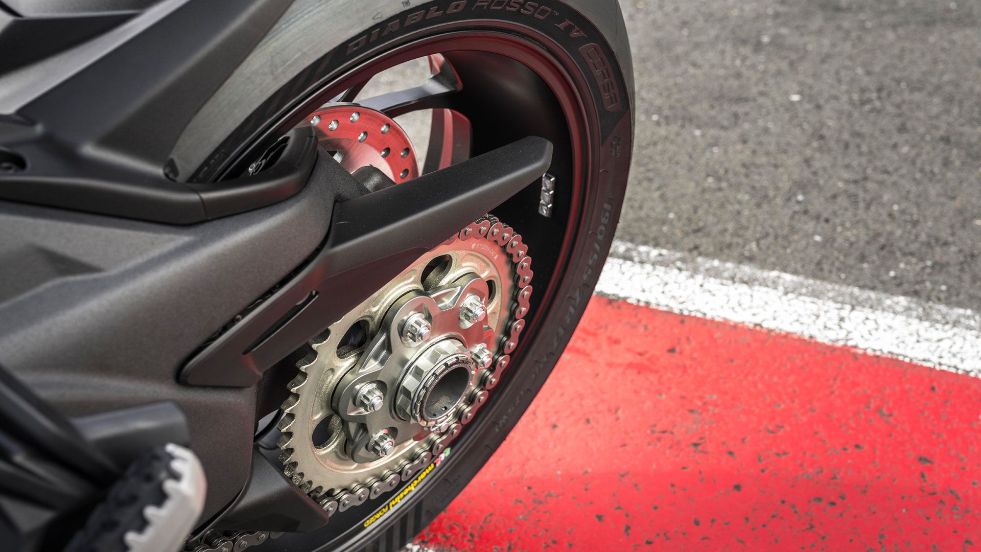 Ducati Multistrada V4 RS 2024 Detalles (4)