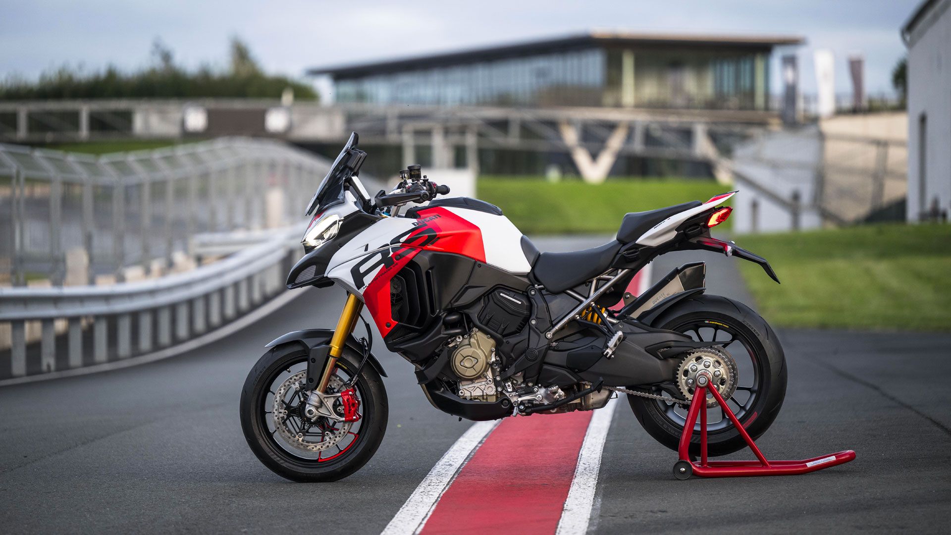 Ducati Multistrada V4 RS 2024 Estatica (4)