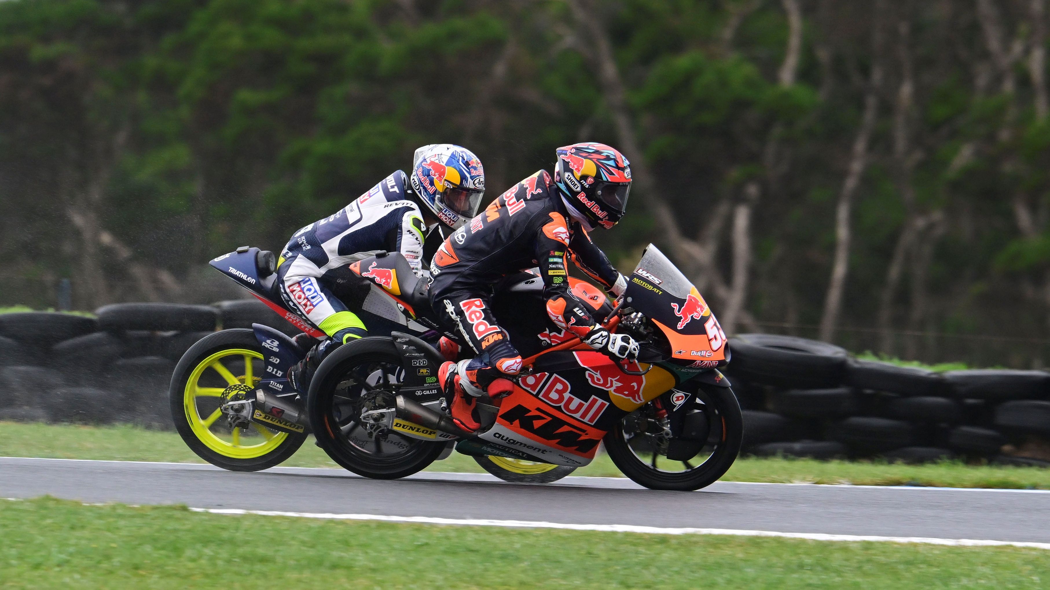 Deniz Oncu supera a Ayumu Sasaki para ganar en Phillip Island