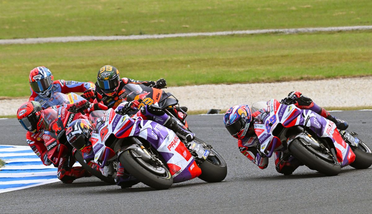 Johann Zarco y Pecco Bagnaia pasan a Jorge Martín en presencia de Fabio Di Giannantonio y Brad Binder Johann Zarco y Pecco Bagnaia pasan a Jorge Martín en presencia de Fabio Di Giannantonio y Brad Binder