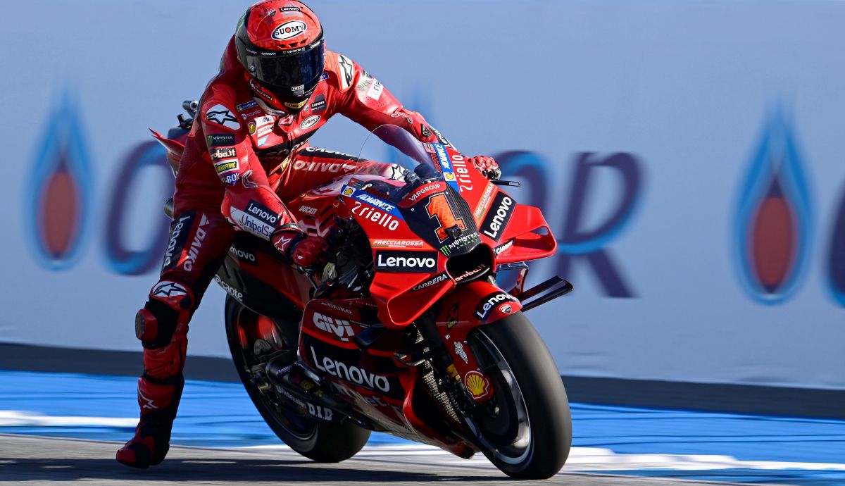 Pecco Bagnaia  durante el viernes del GP de Tailandia de MotoGP 2023