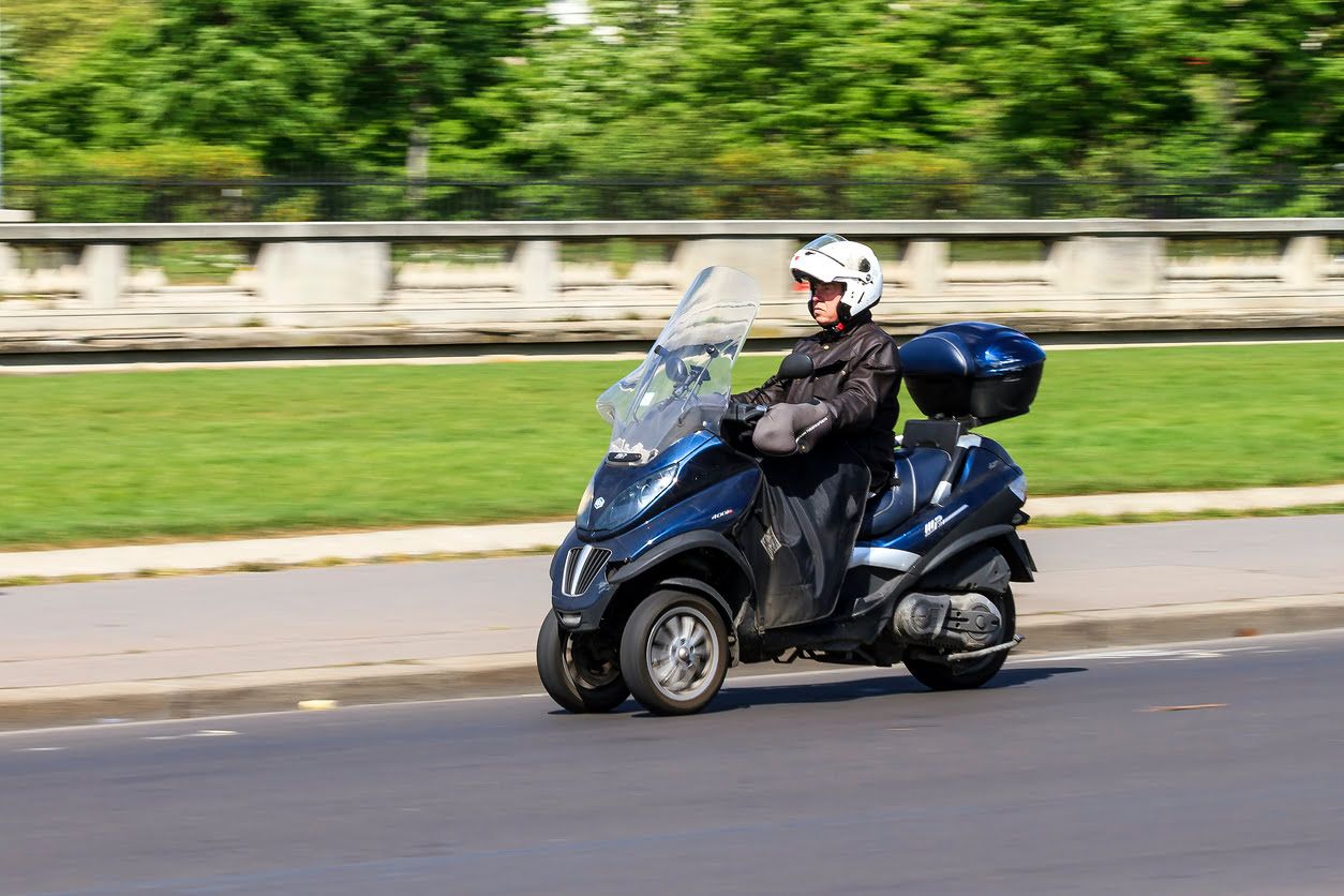 Seguro de moto de tres ruedas