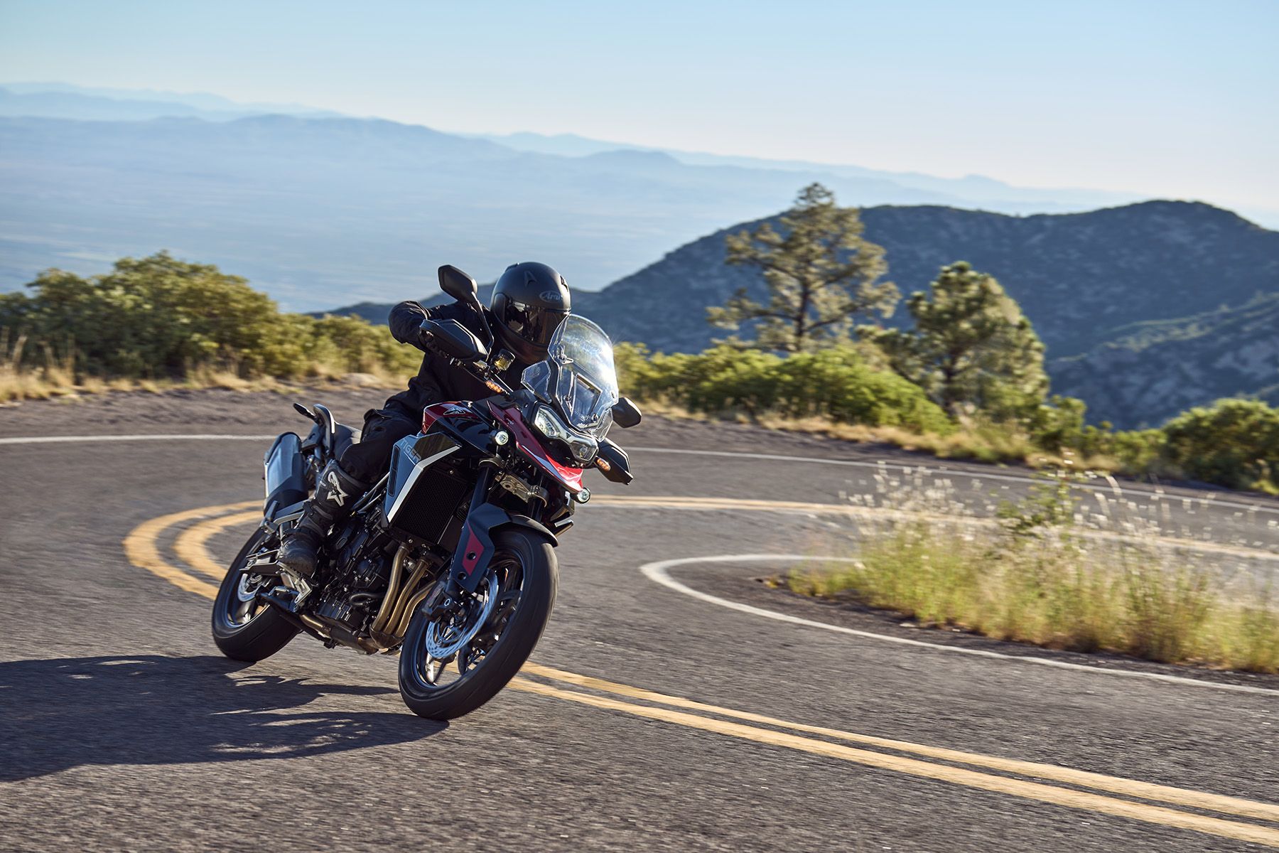 Fotos Triumph Tiger 900 2024