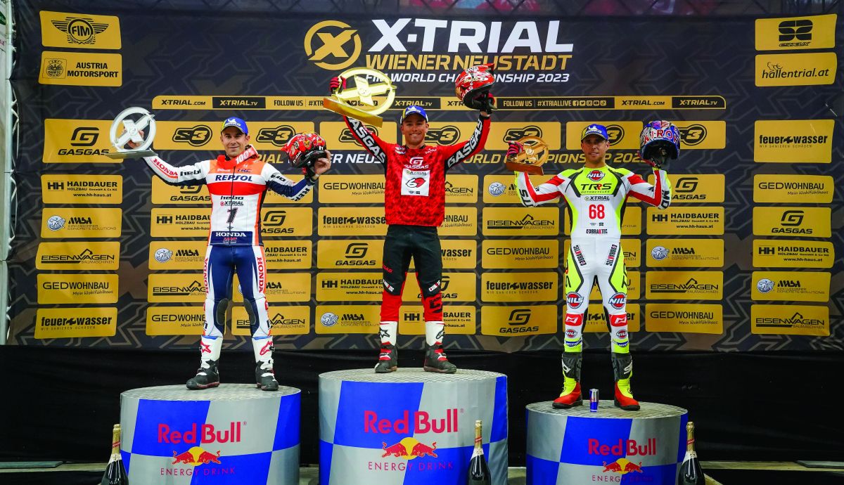 55698 X Trial23 r2 PODIUM 06426 ps