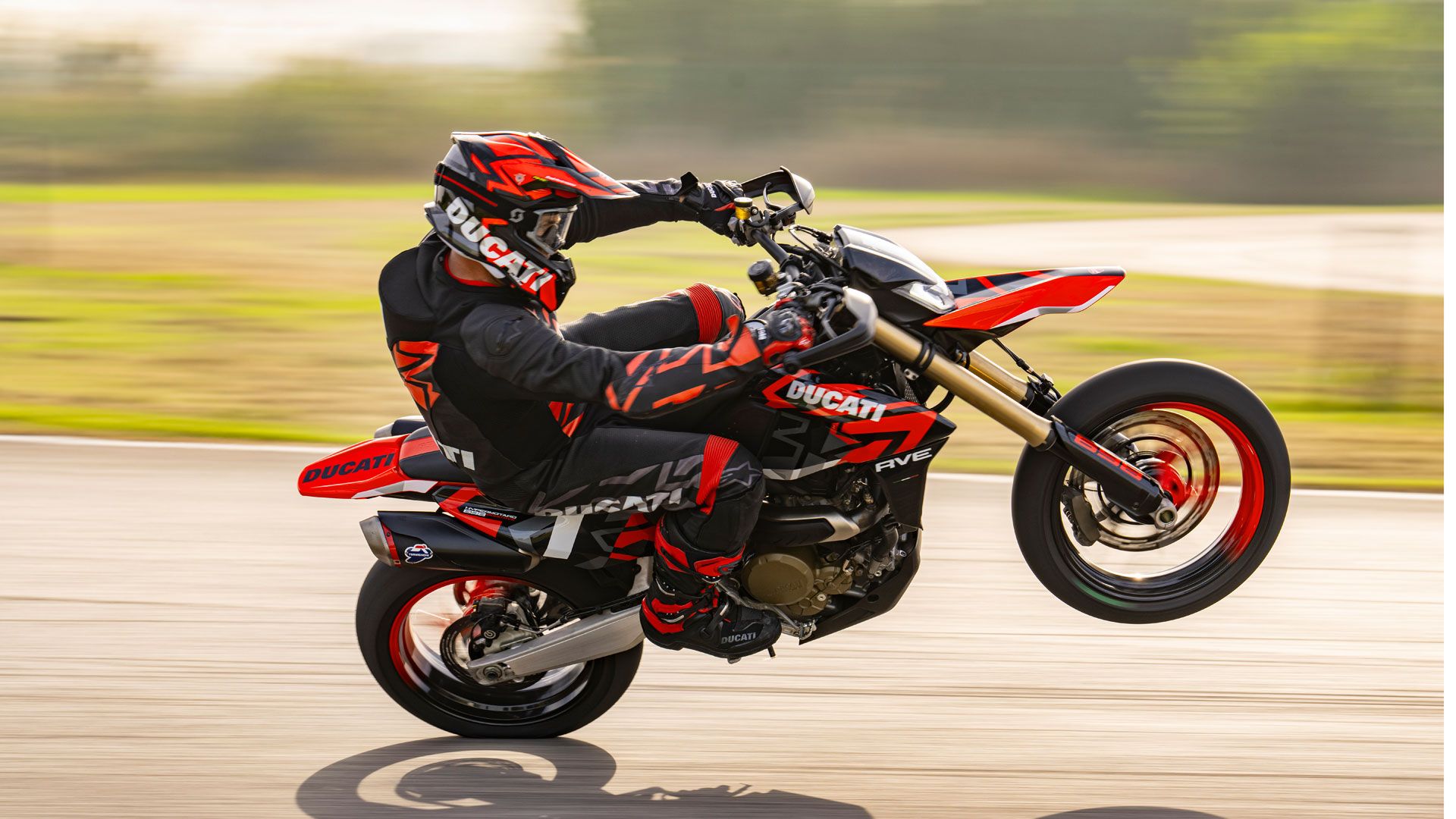 Ducati Hypermotard 698 2024 Accion (5)