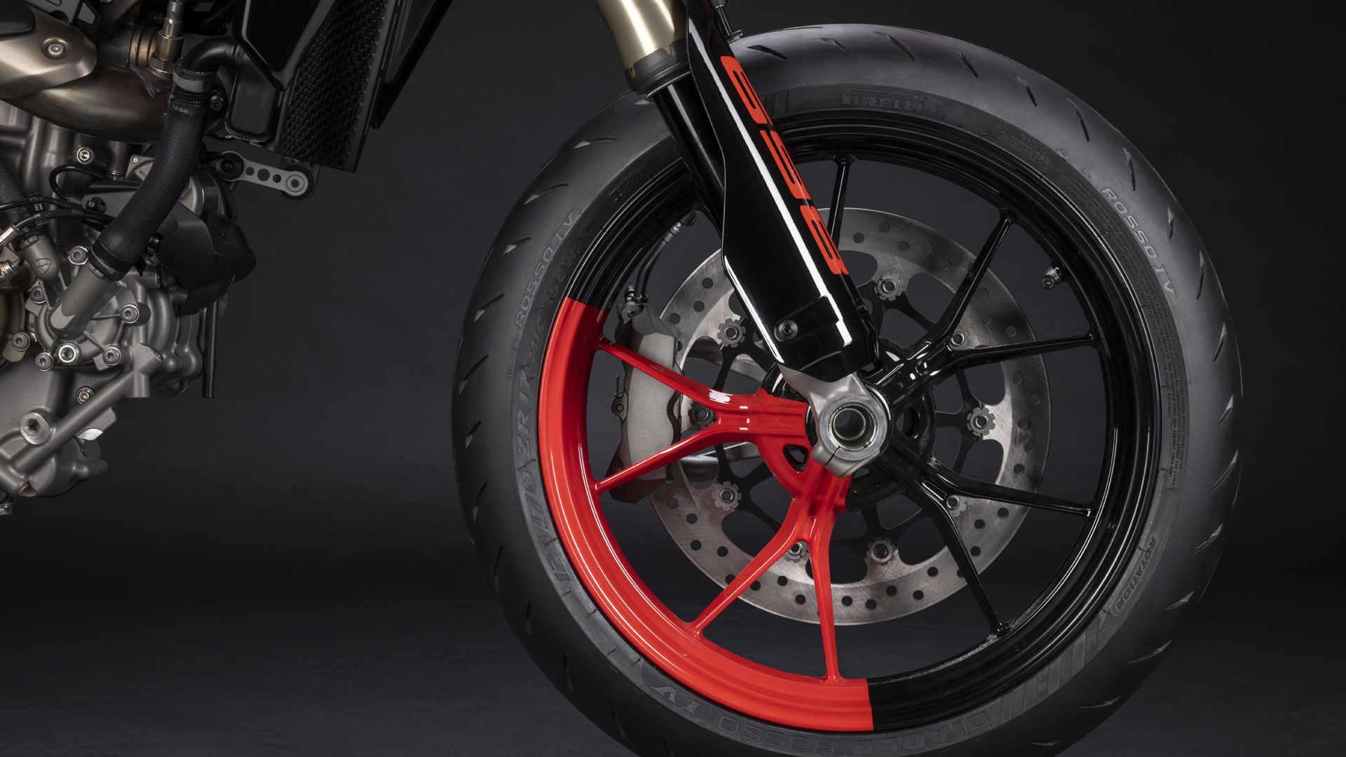 Ducati Hypermotard 698 2024 Detalles (6)