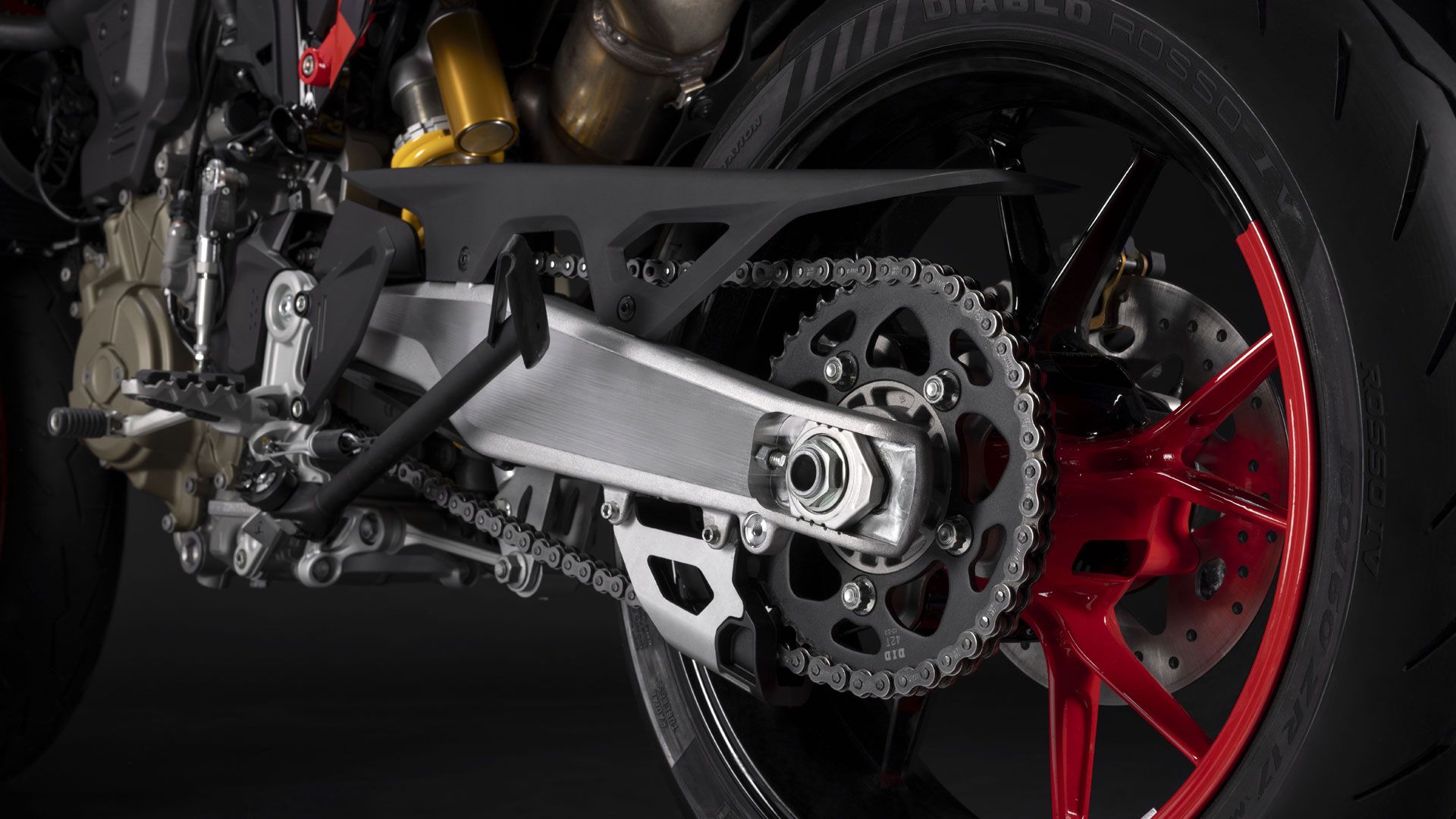 Ducati Hypermotard 698 2024 Detalles (10)