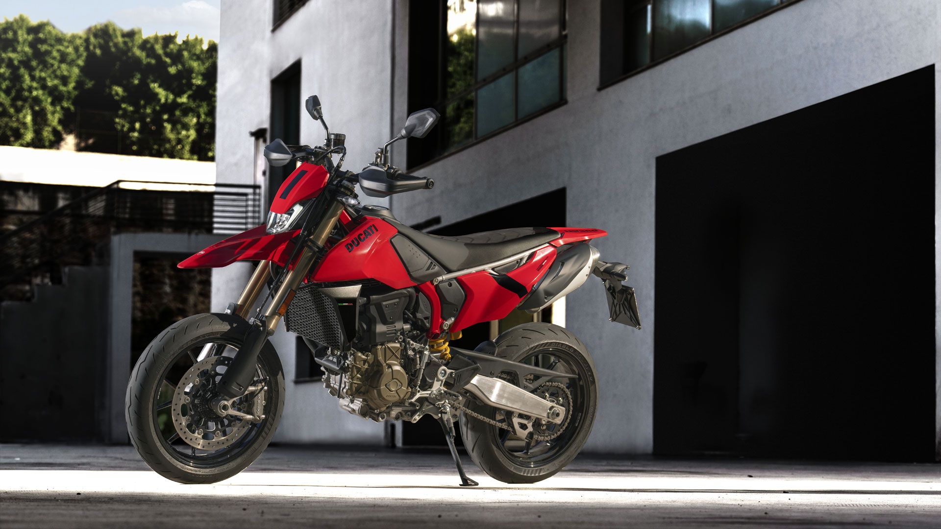 Ducati Hypermotard 698 2024 Estatica (6)