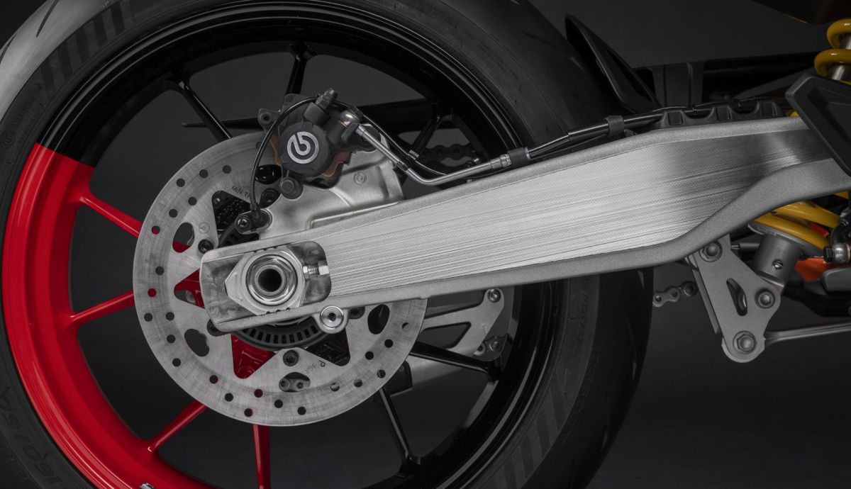 Ducati Hypermotard 698 2024 Detalles (4)