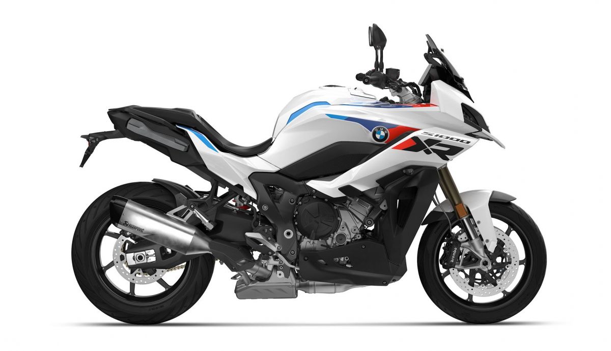 bmw-s-1000-xr-2024-estudio-16_7_1200x690.jpeg