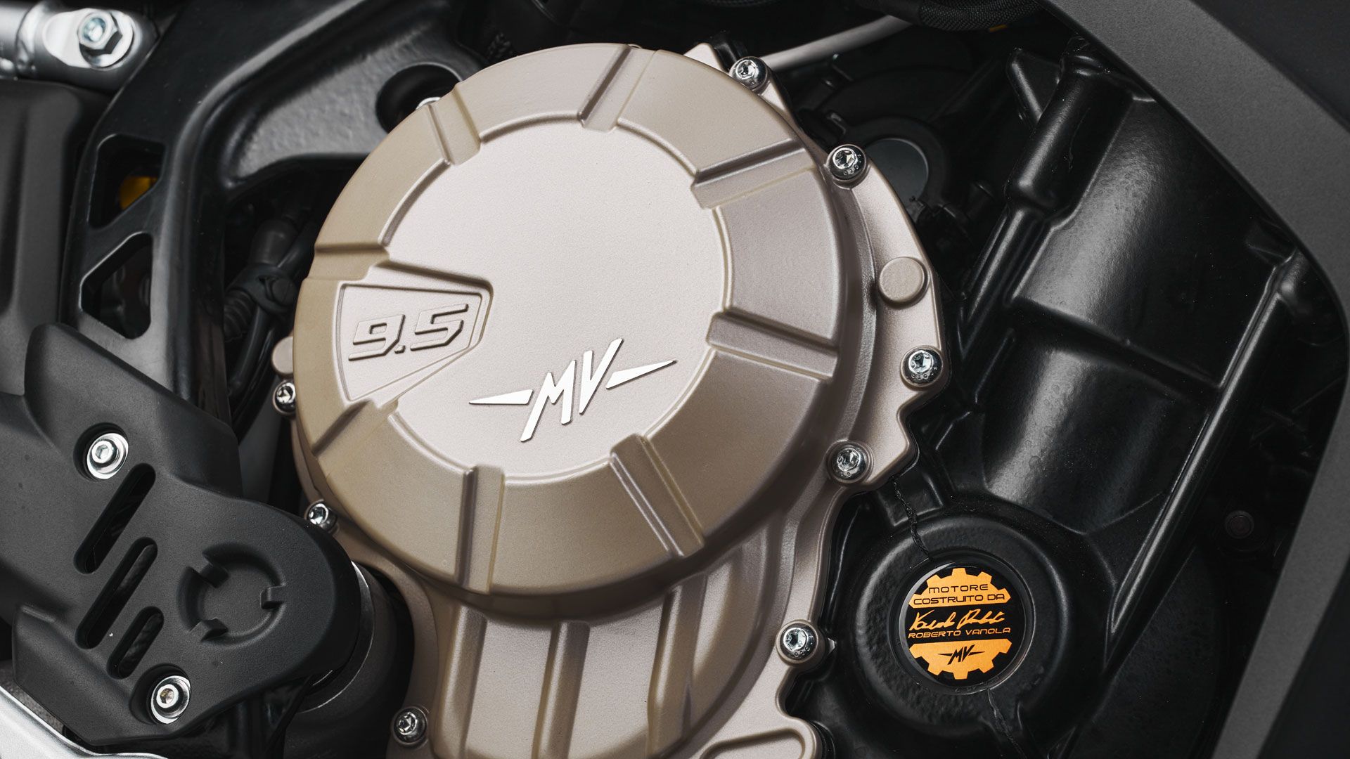 MV Agusta LXP Orioli 2024 Detalles (8)