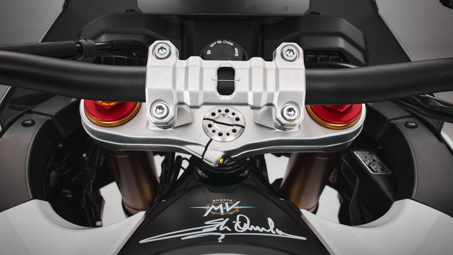 MV Agusta LXP Orioli 2024 Detalles (67)
