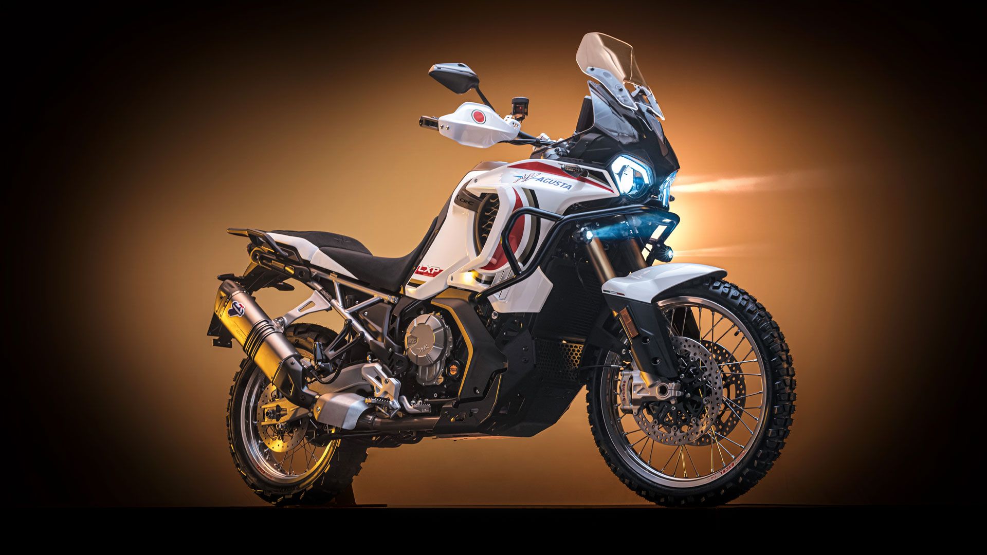 MV Agusta LXP Orioli Mood Estudio (1)