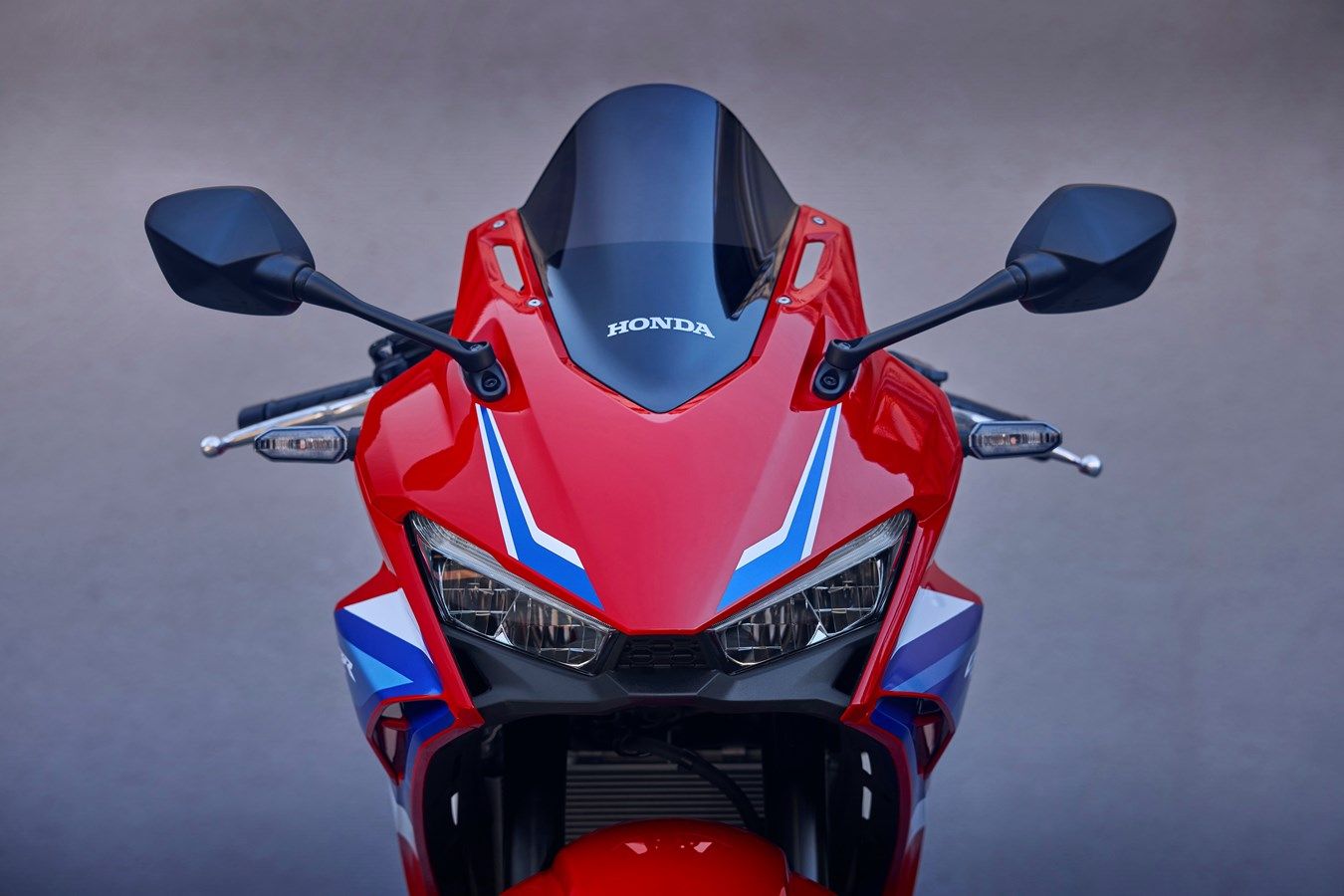 458322 24YM HONDA CBR500R