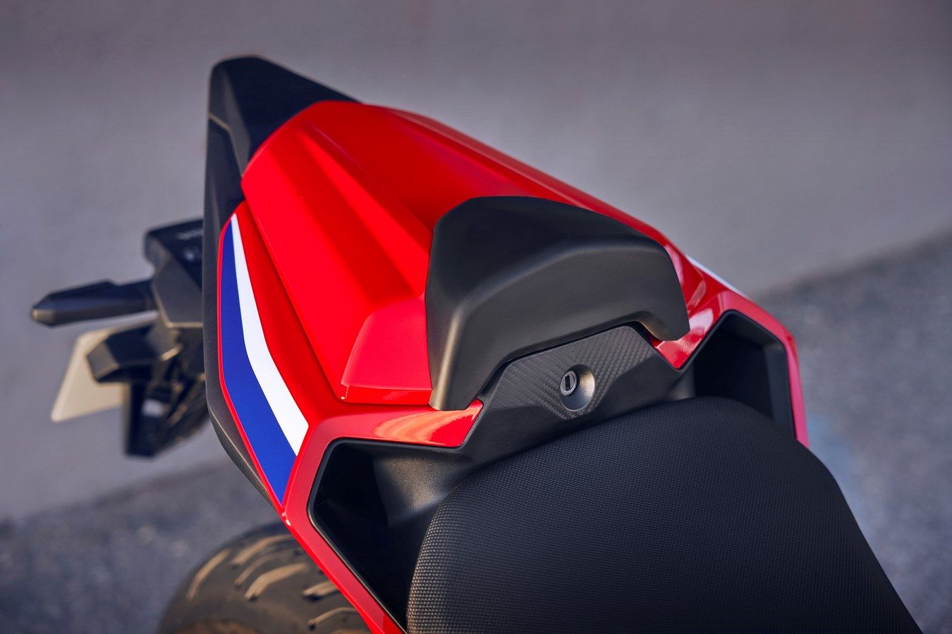 458328 24YM HONDA CBR500R