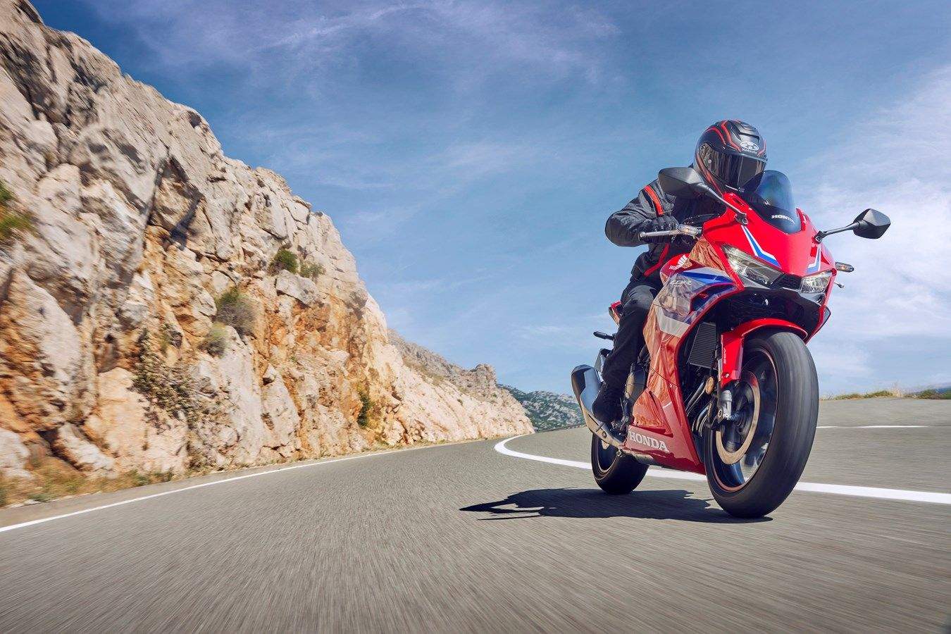 458338 24YM HONDA CBR500R