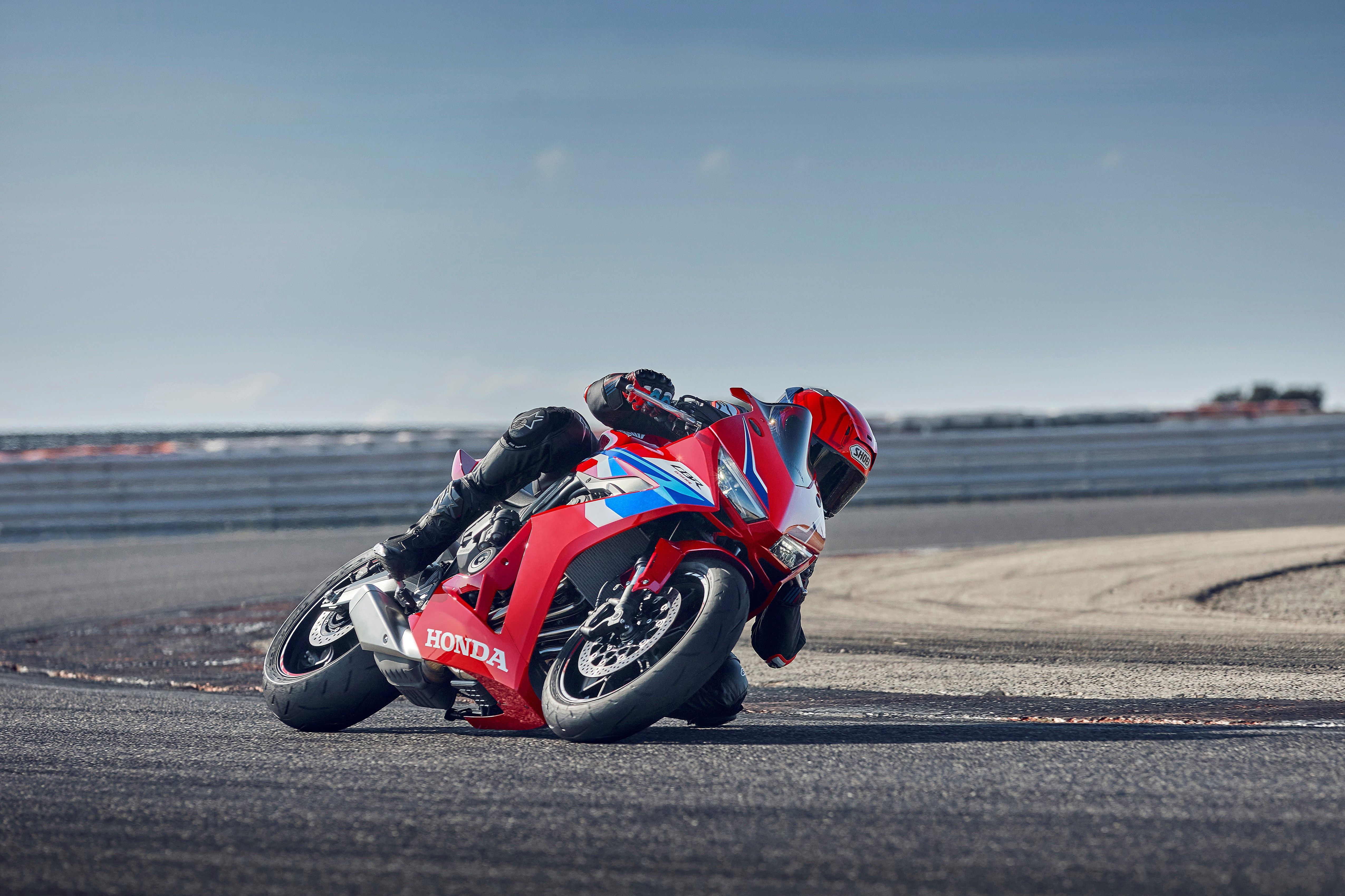 458073 24YMHONDACBR650R