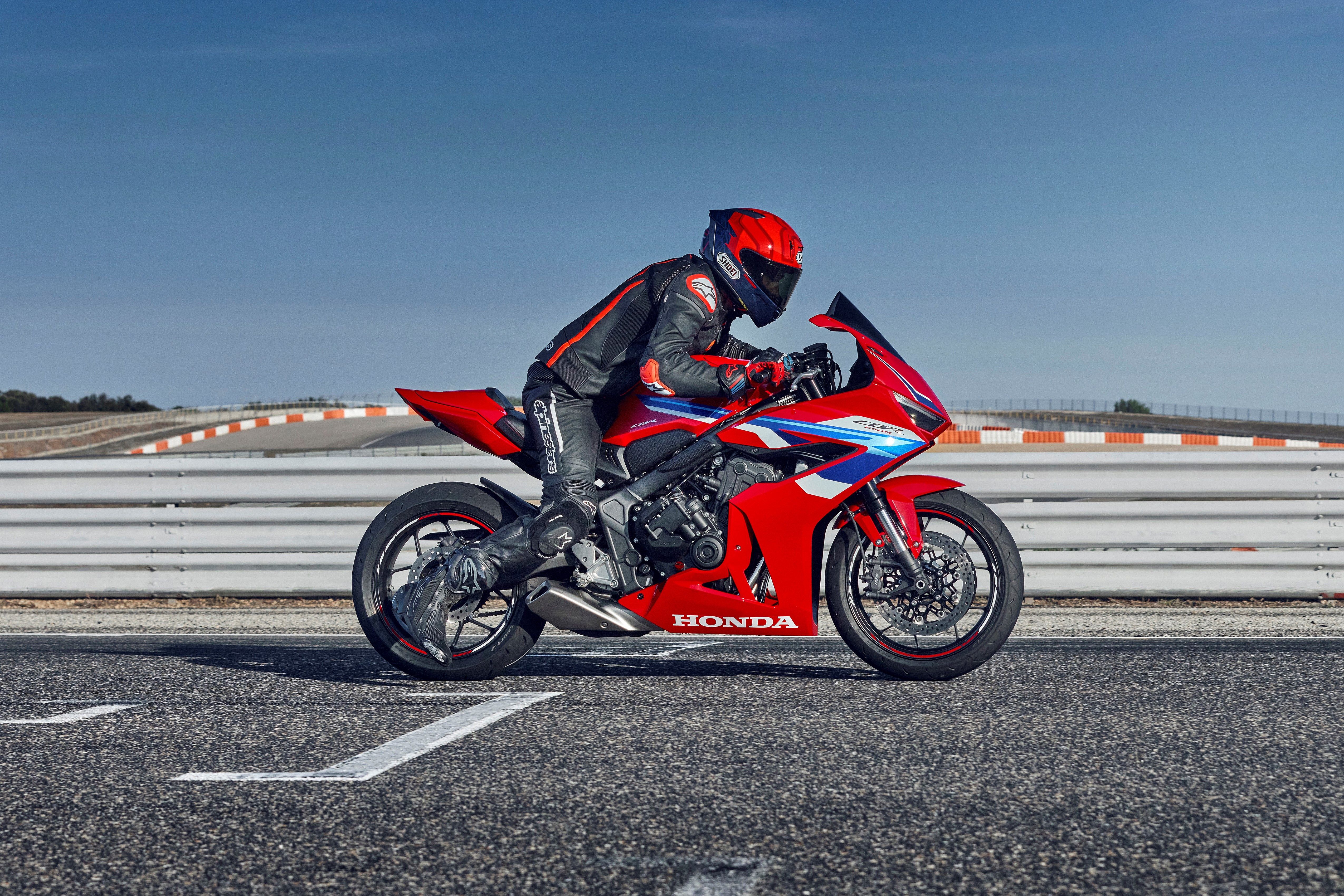 458076 24YMHONDACBR650R