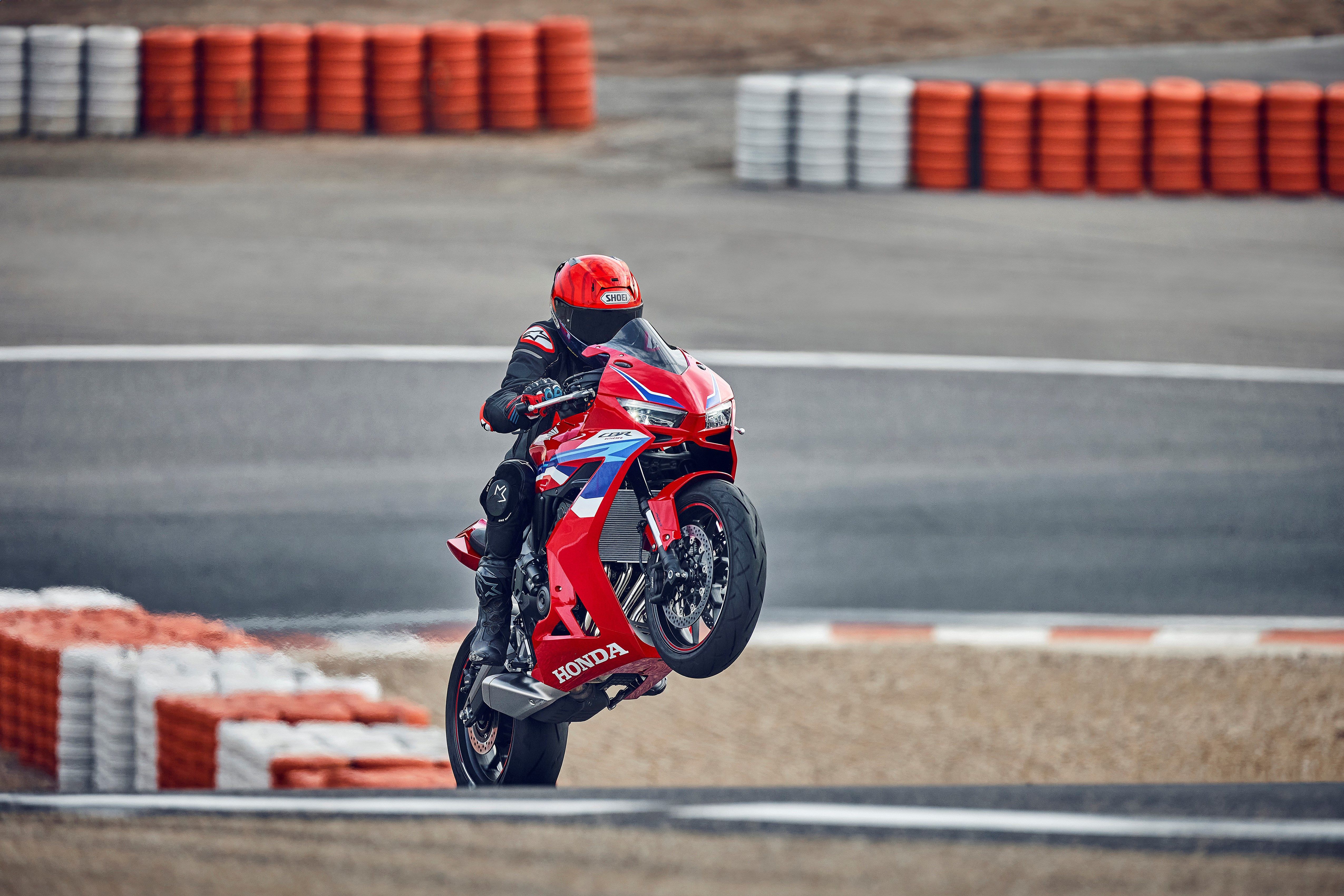 458082 24YMHONDACBR650R