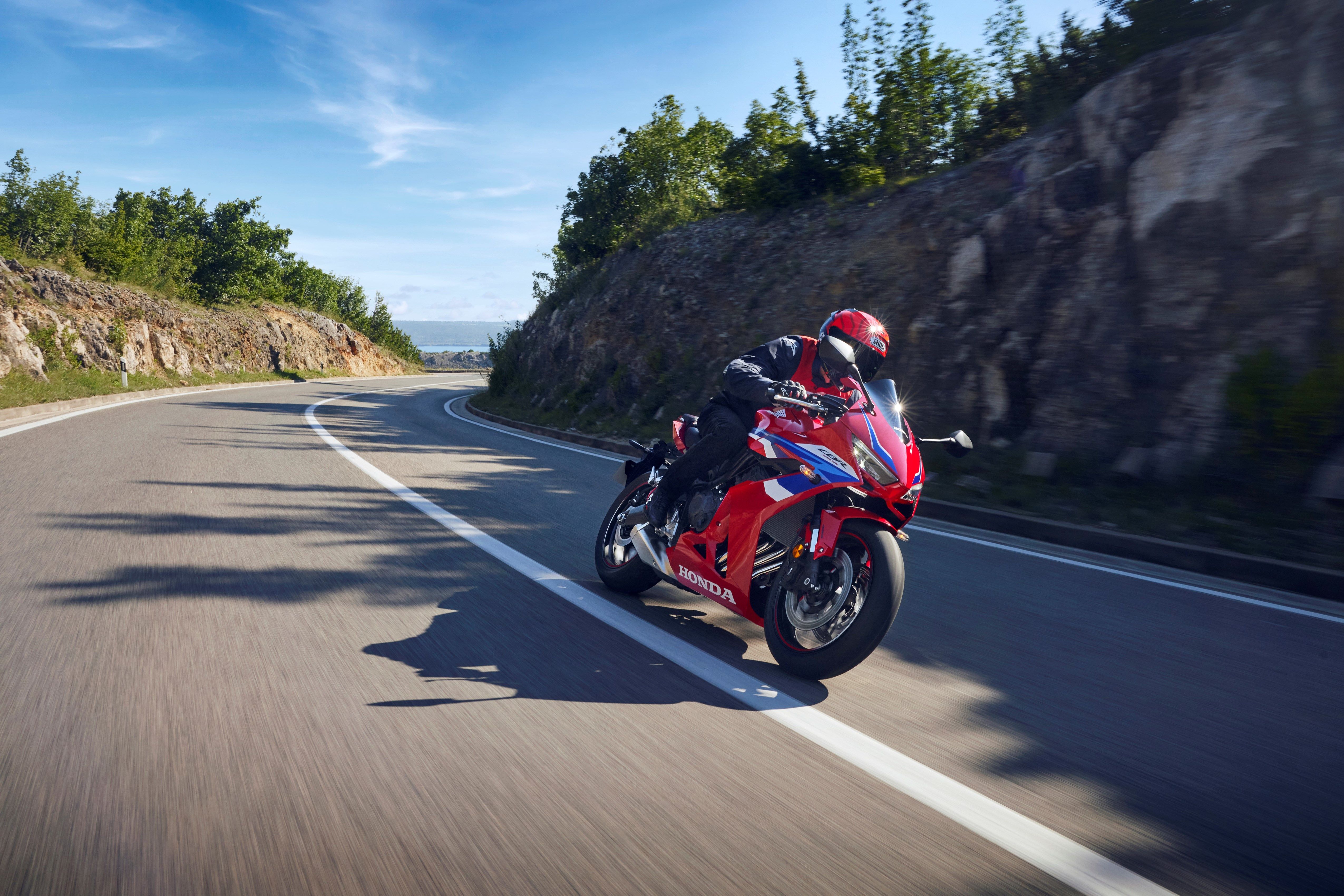 458087 24YMHONDACBR650R