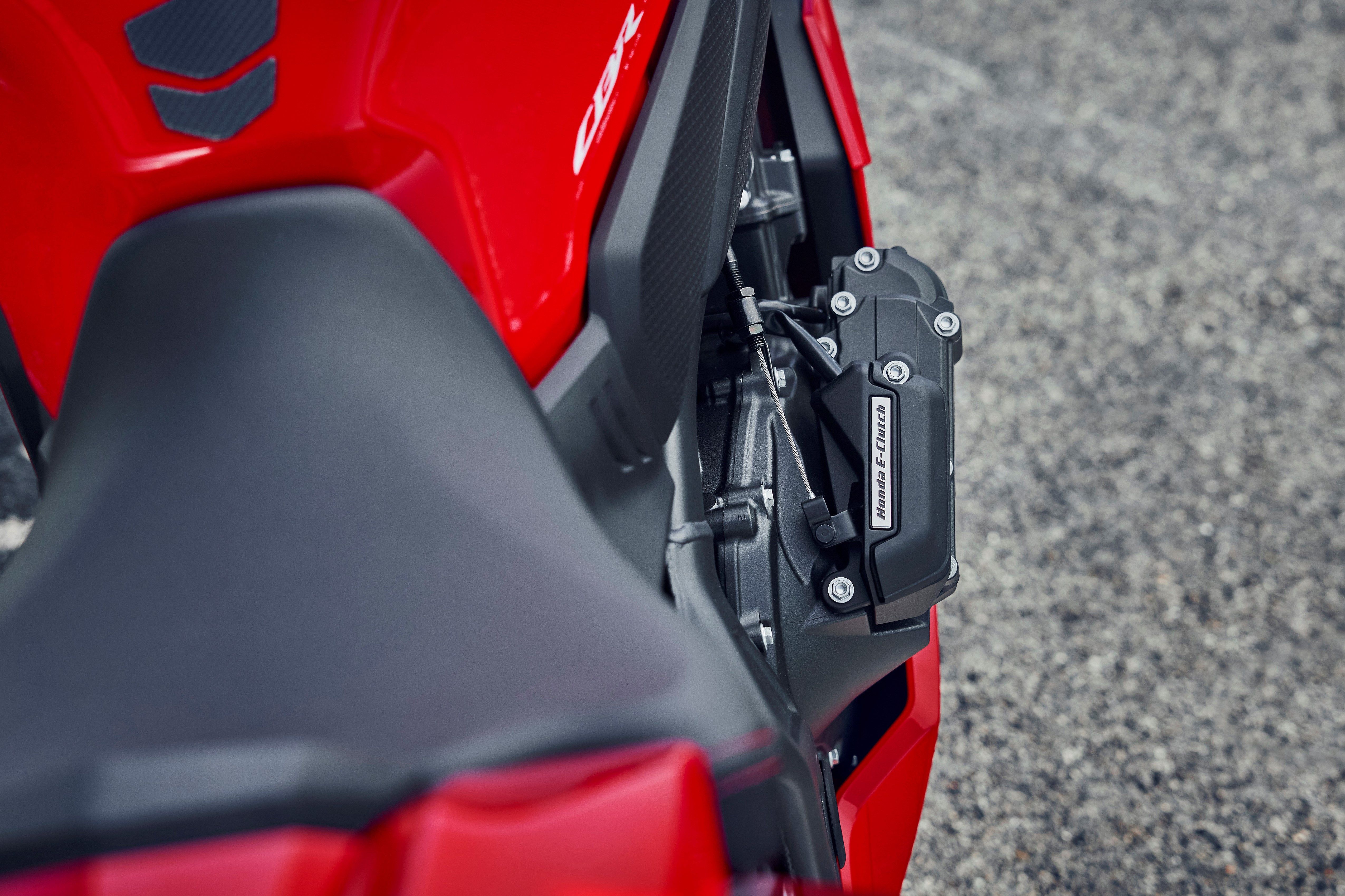 458630 24YM CBR650R