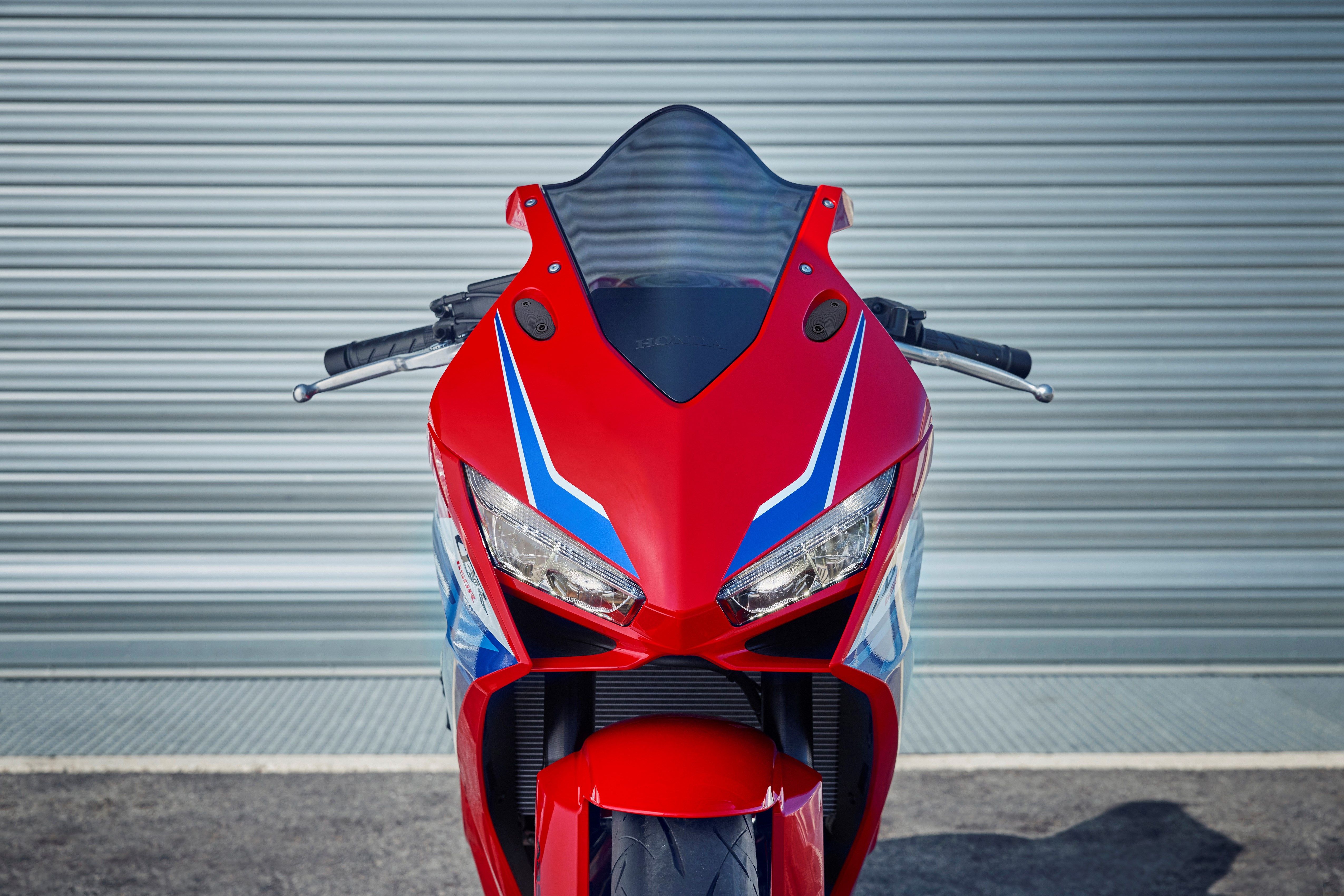 458638 24YM CBR650R