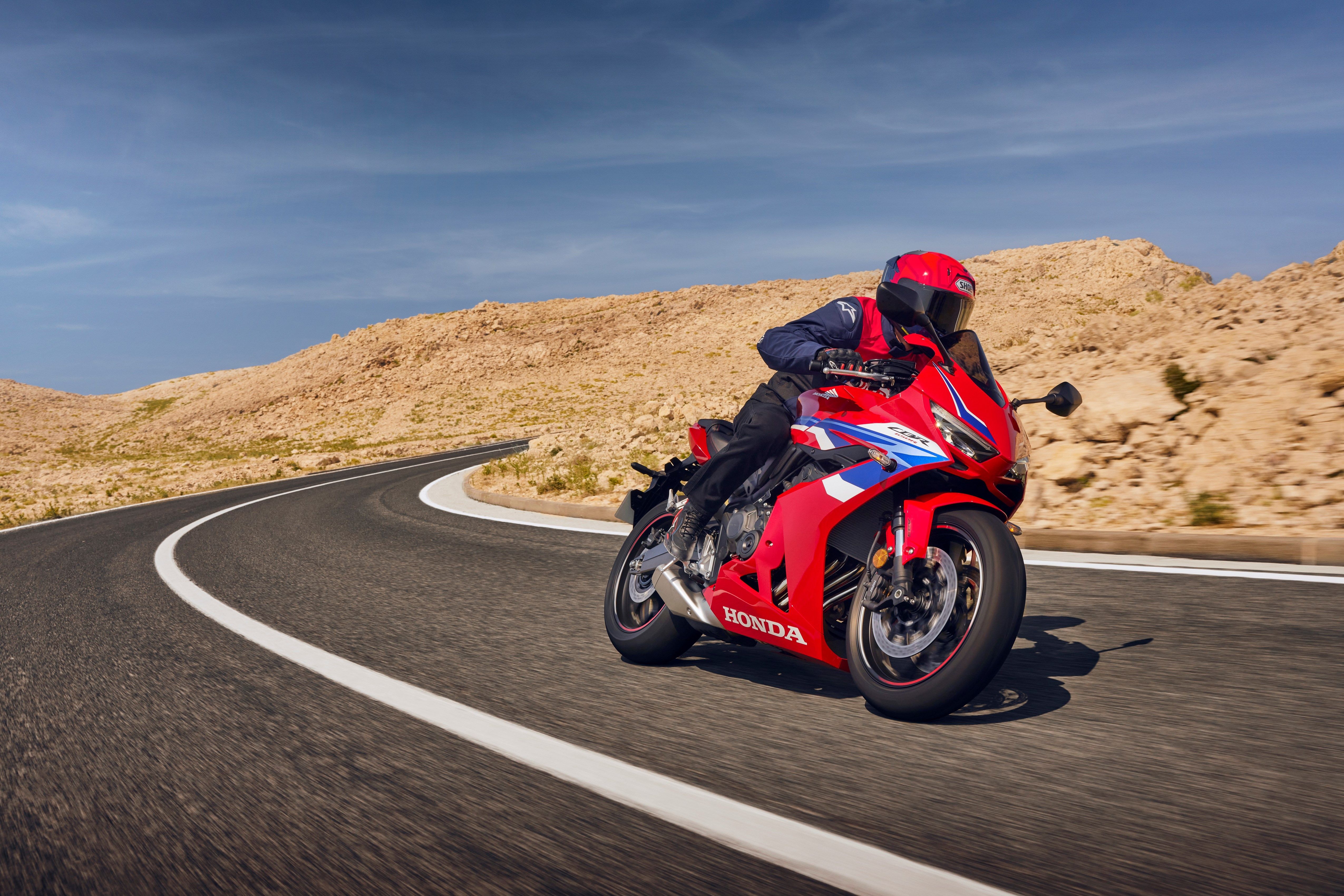 458650 24YM CBR650R