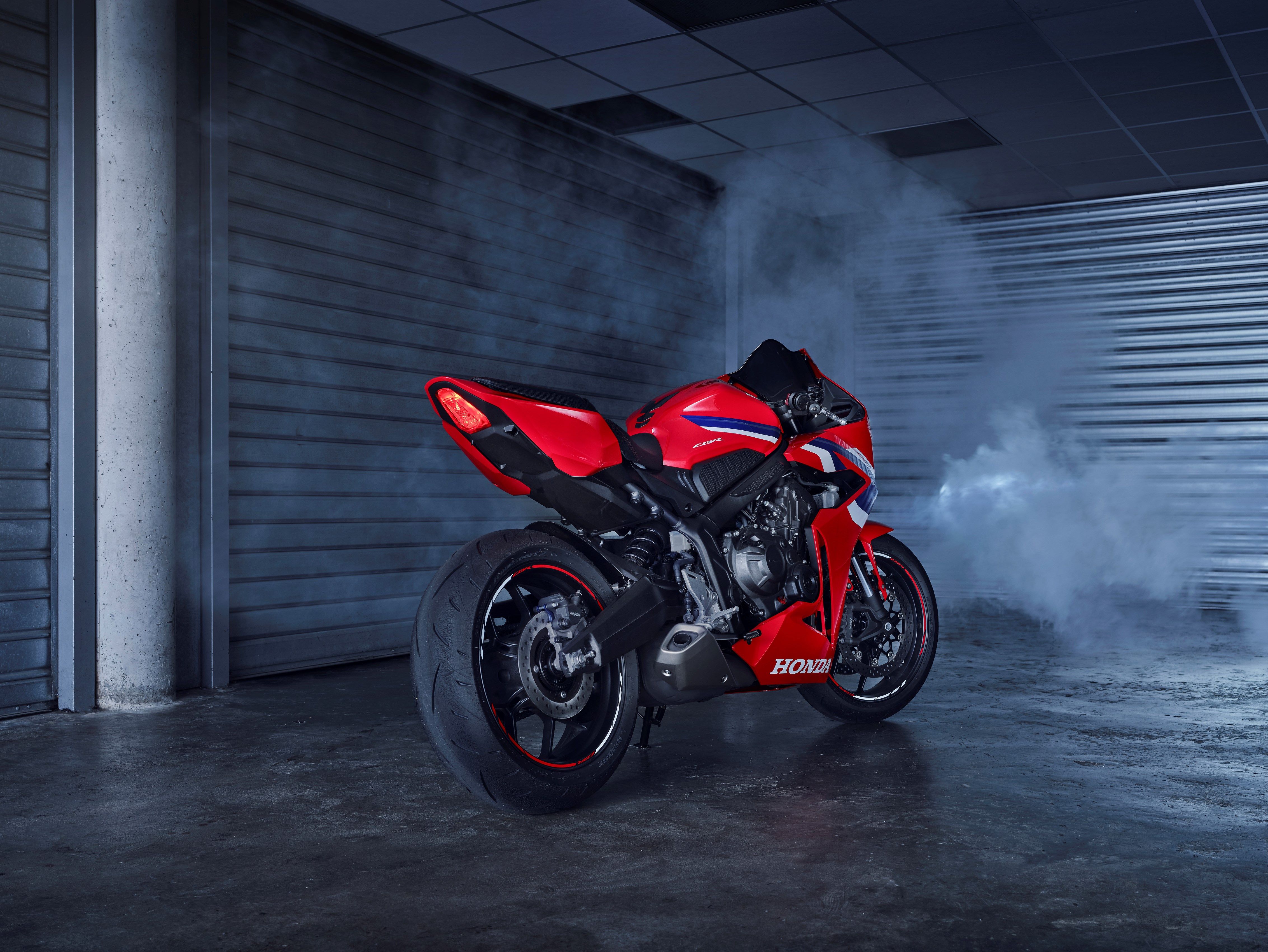 458666 24YM CBR650R