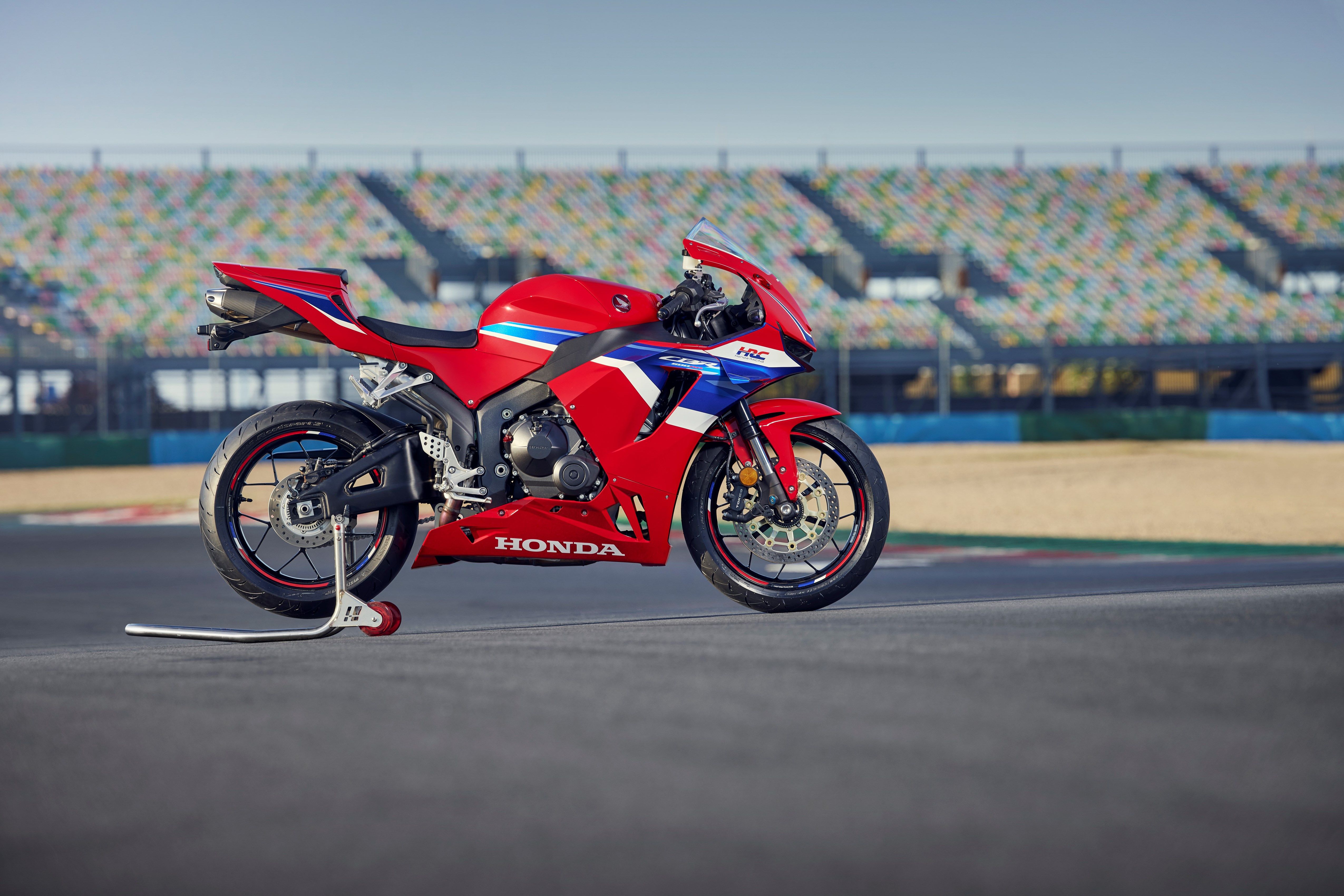 458365 24YM CBR600RR