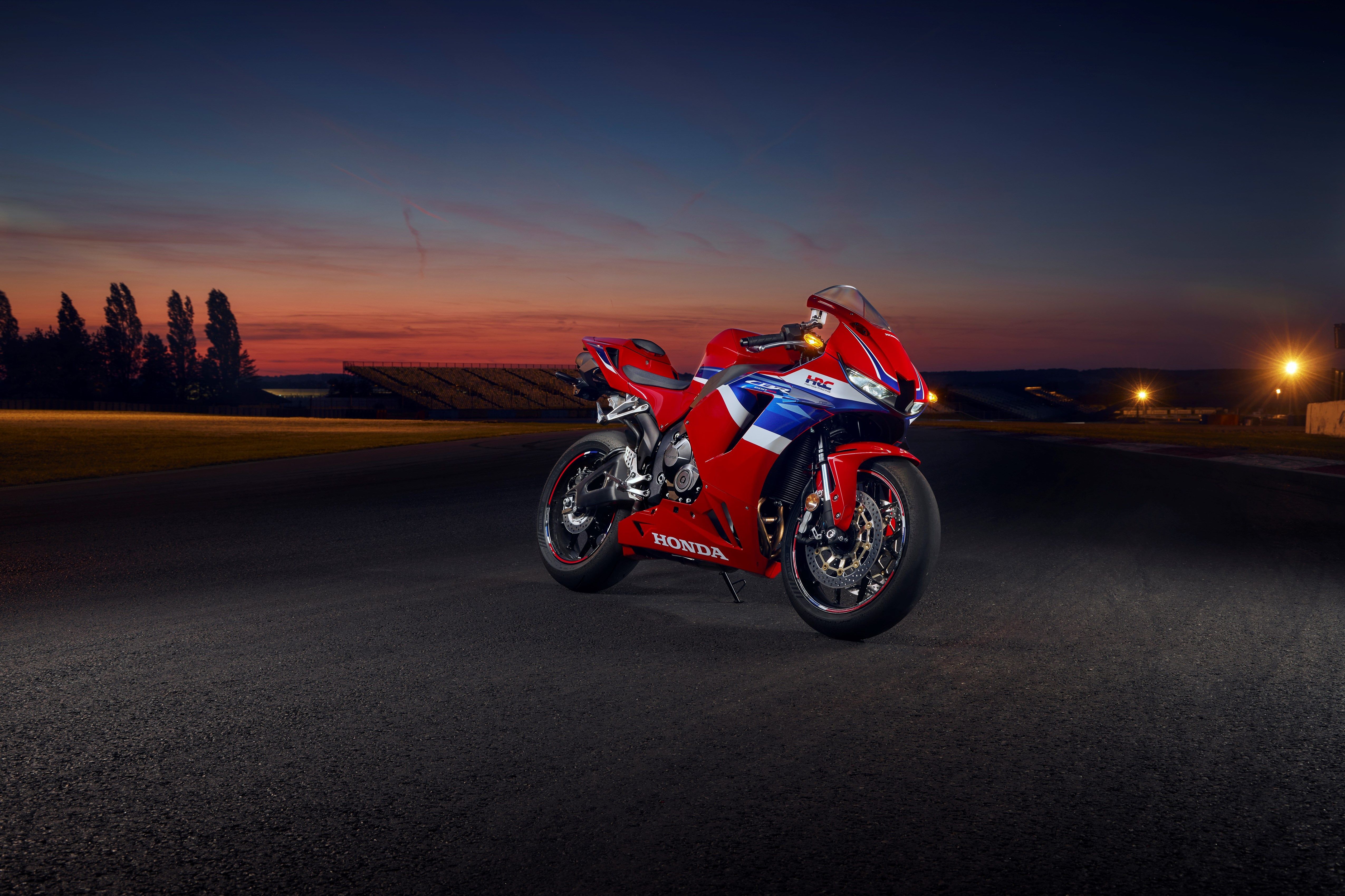 458368 24YM CBR600RR