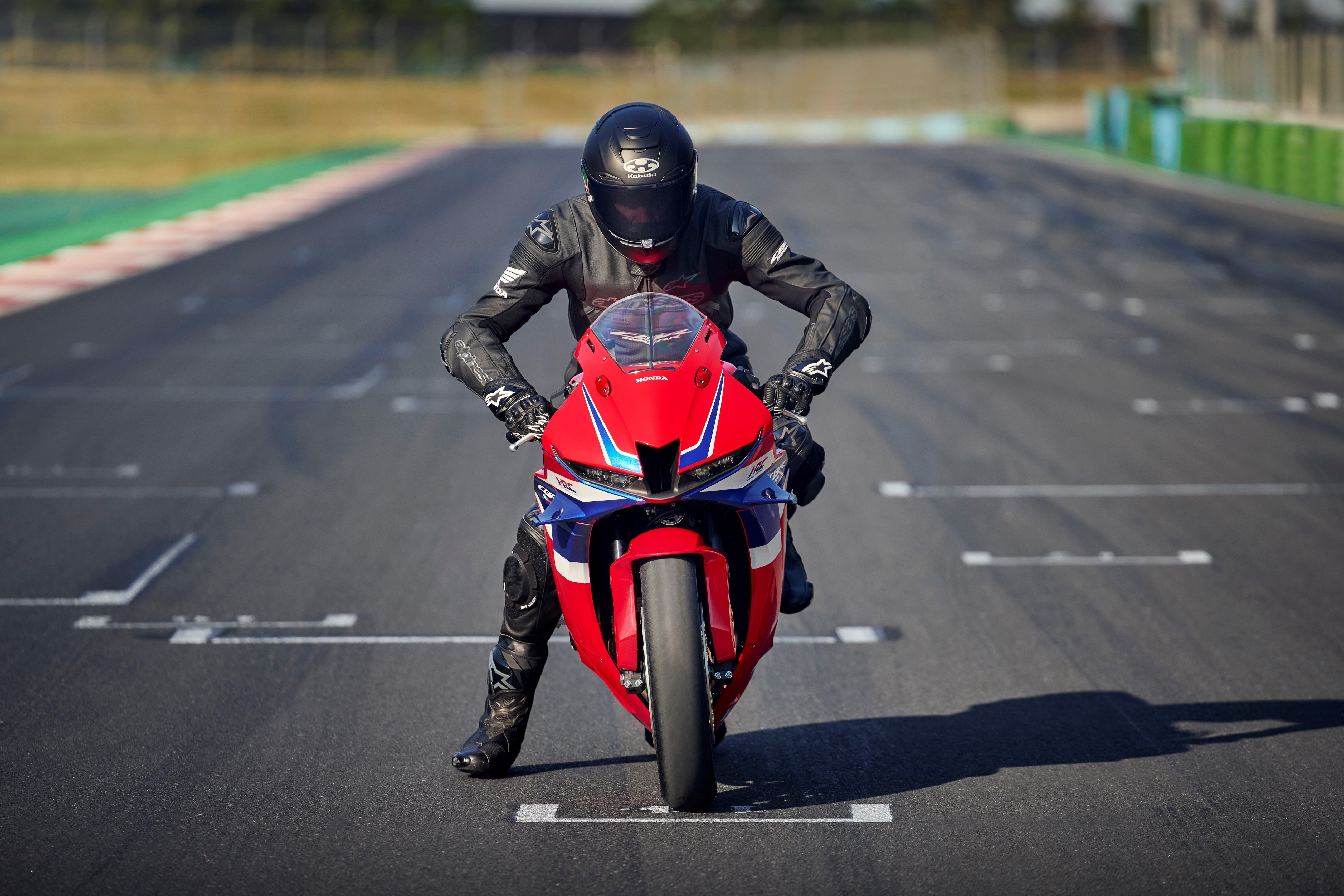 458376 24YM CBR600RR