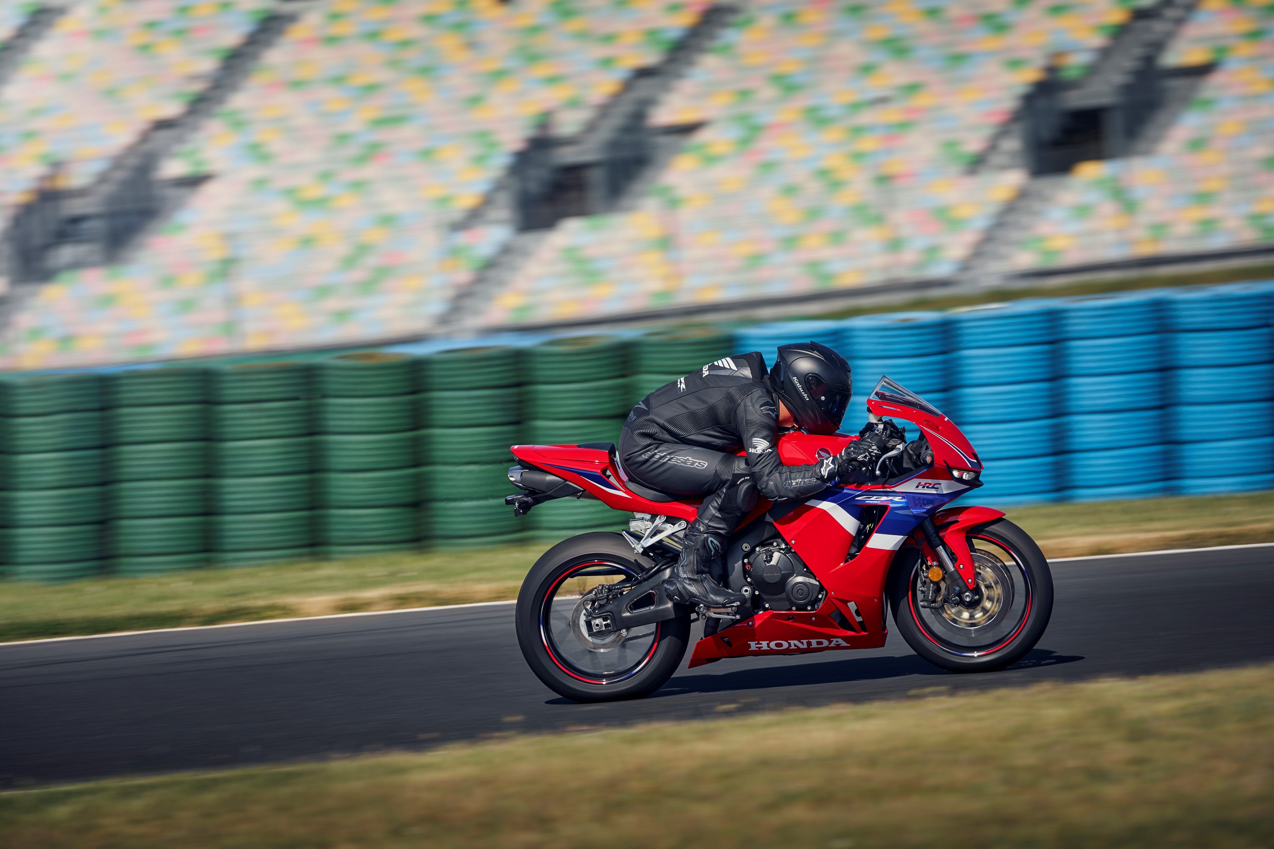 458391 24YM CBR600RR