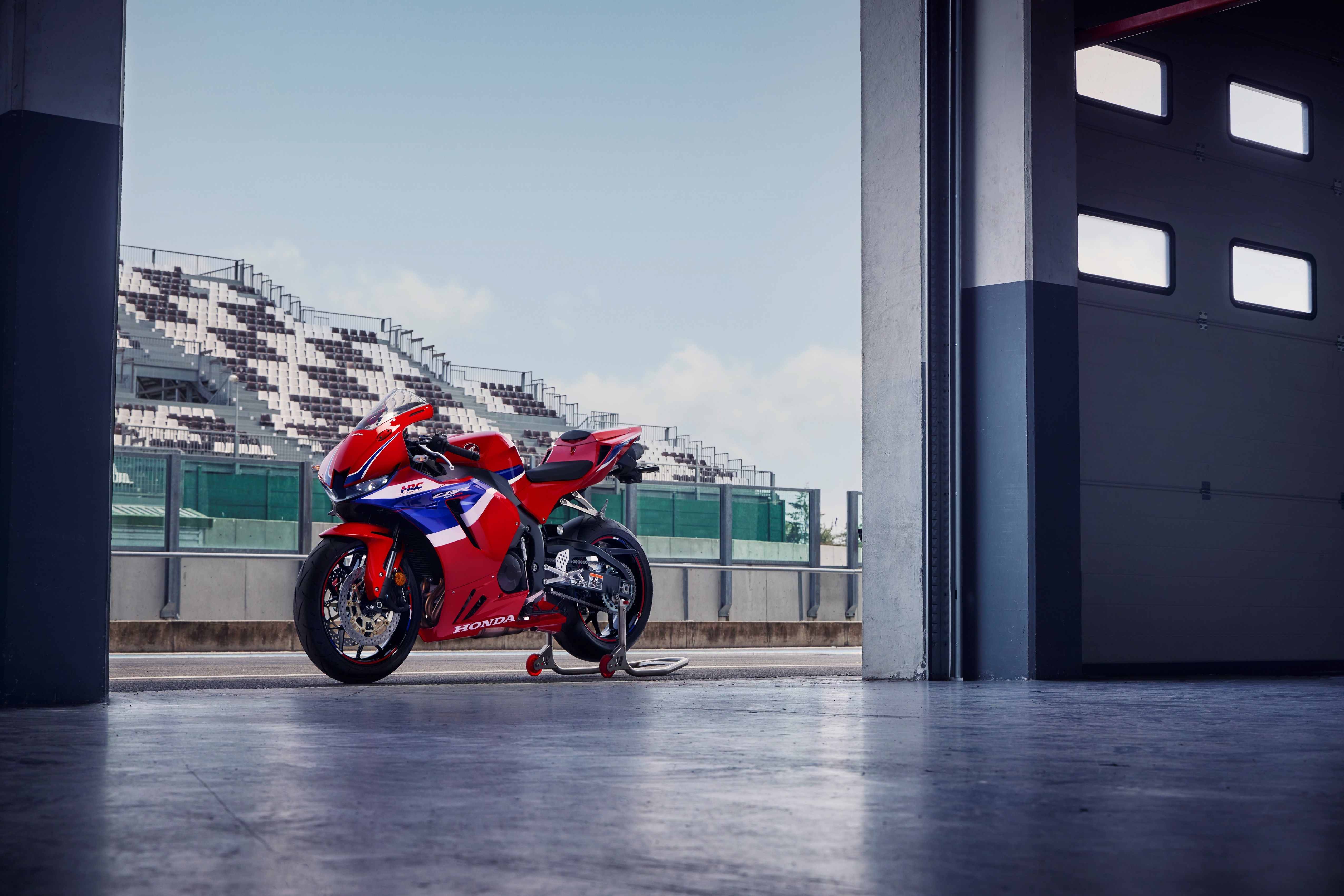 458396 24YM CBR600RR