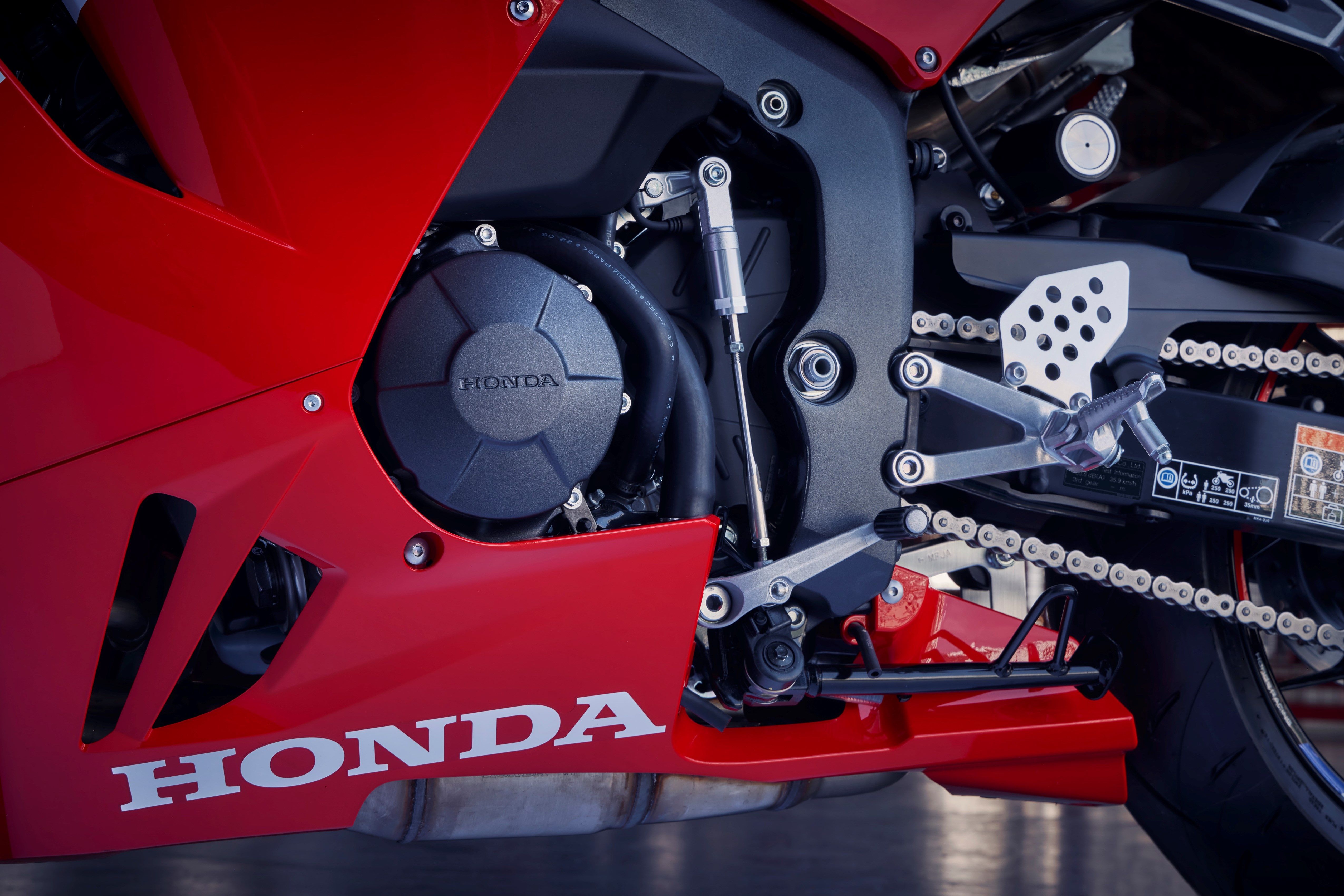 458400 24YM CBR600RR