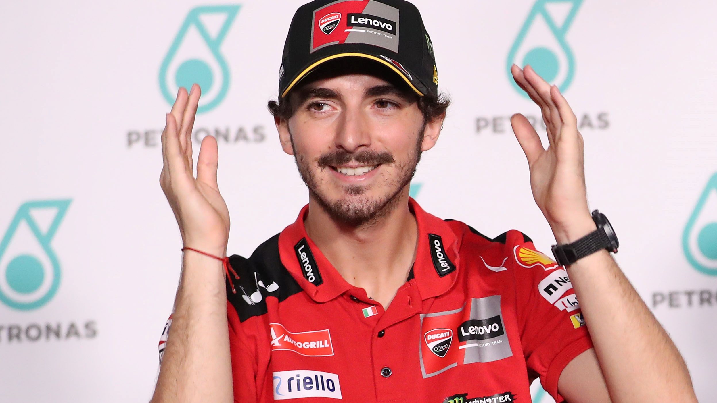 Pecco Bagnaia durante la rueda de prensa previa al GP de Malasia de MotoGP 2023