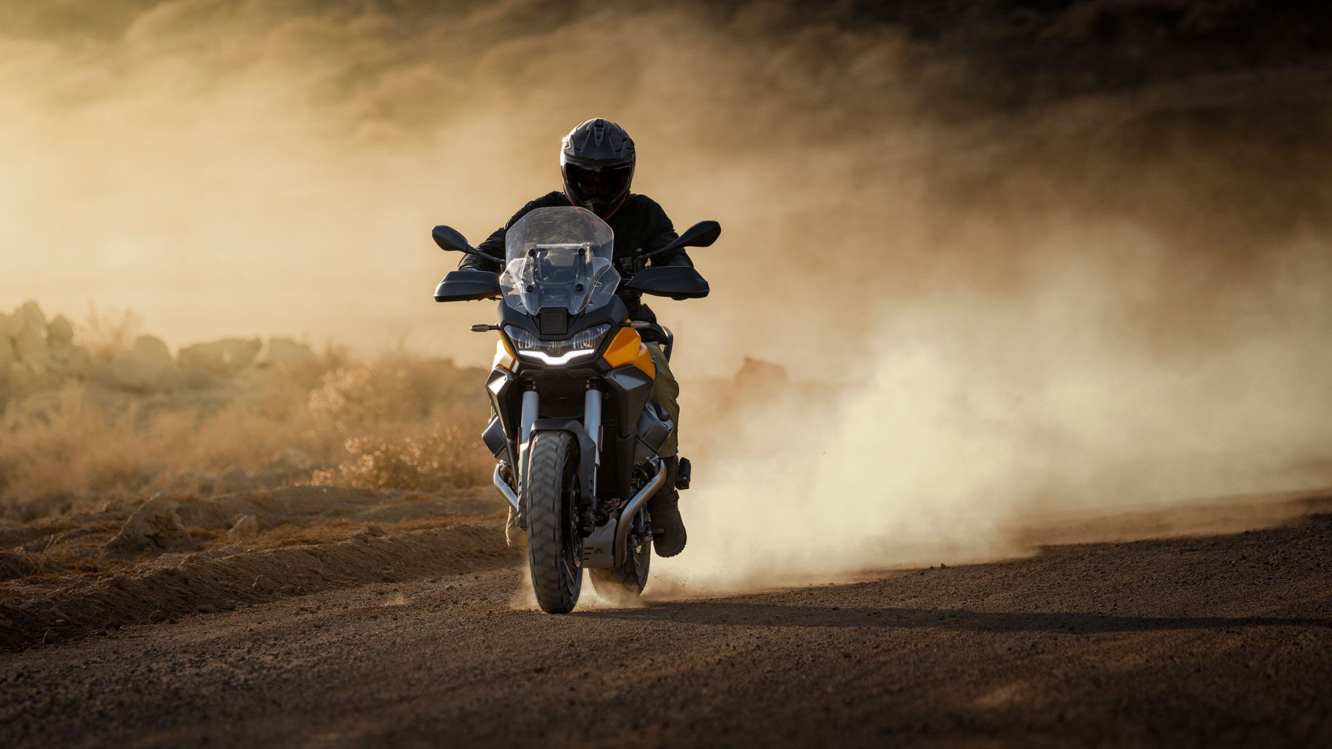 Moto Guzzi Stelvio 2024 Accion (4)