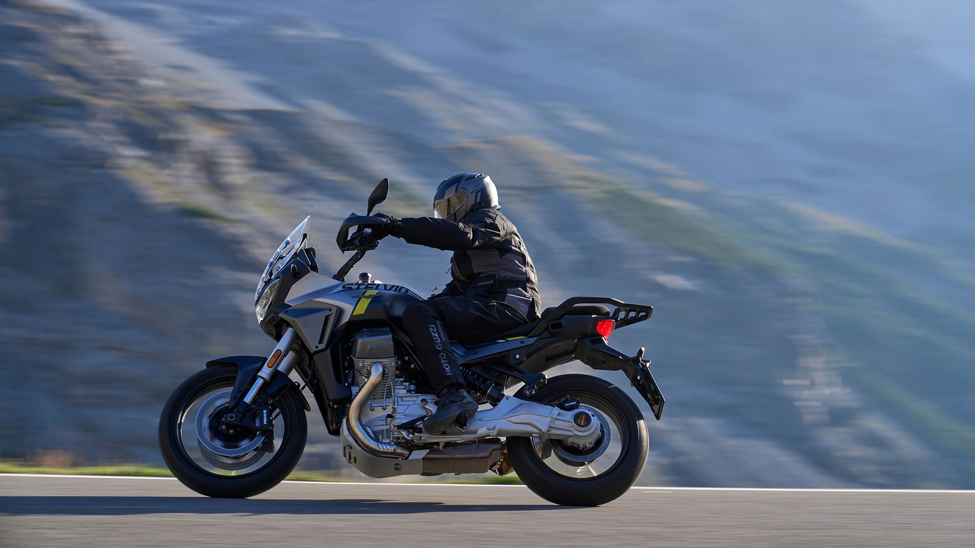 Moto Guzzi Stelvio 2024 Accion (36)