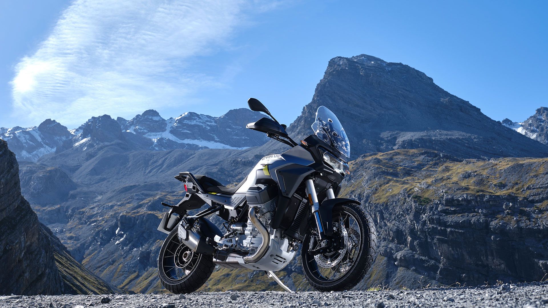 Moto Guzzi Stelvio 2024 Estatica (40)