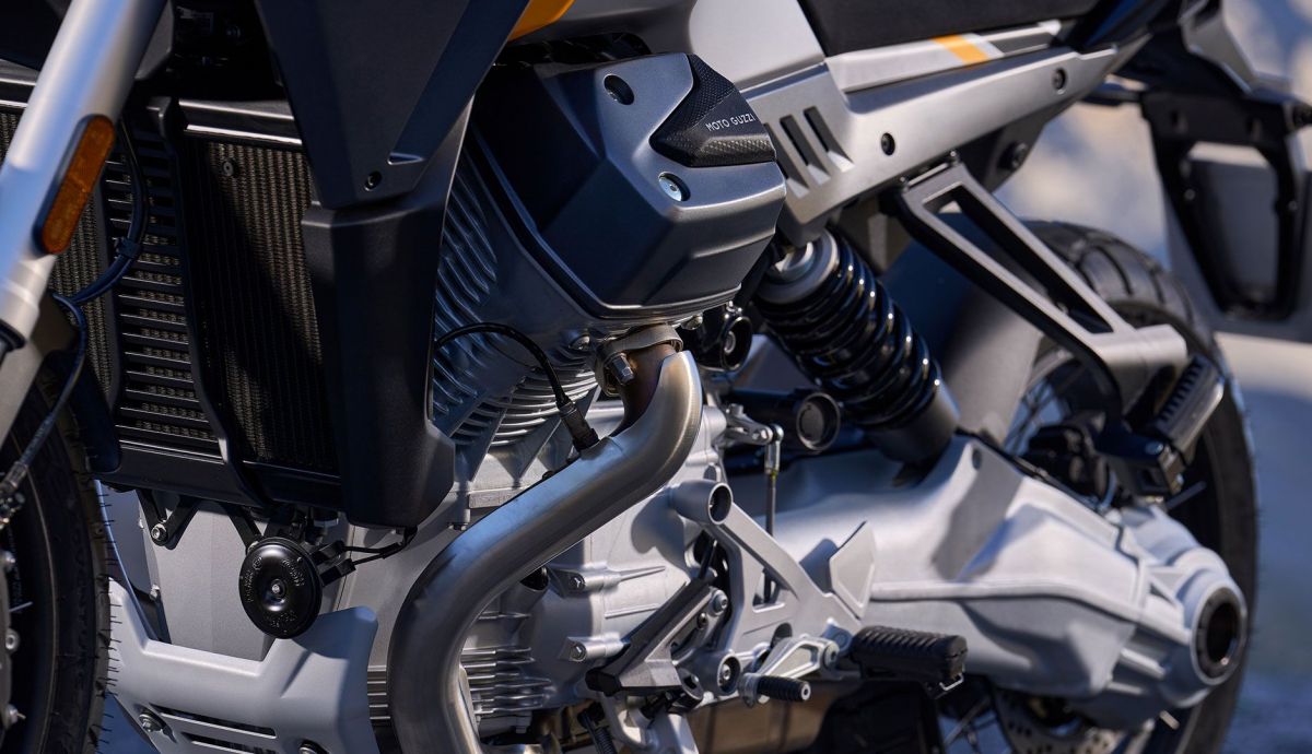 Moto Guzzi Stelvio 2024 Detalles (12)