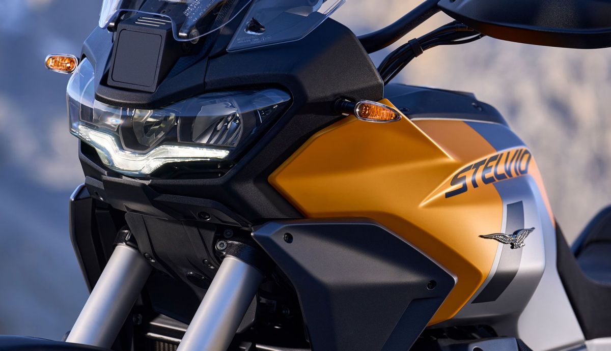 Moto Guzzi Stelvio 2024 Detalles (13)