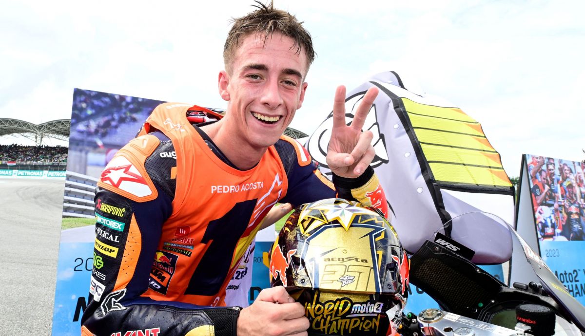 Pedro Acosta celebra su título mundial de Moto2 Pedro Acosta celebra su título mundial de Moto2